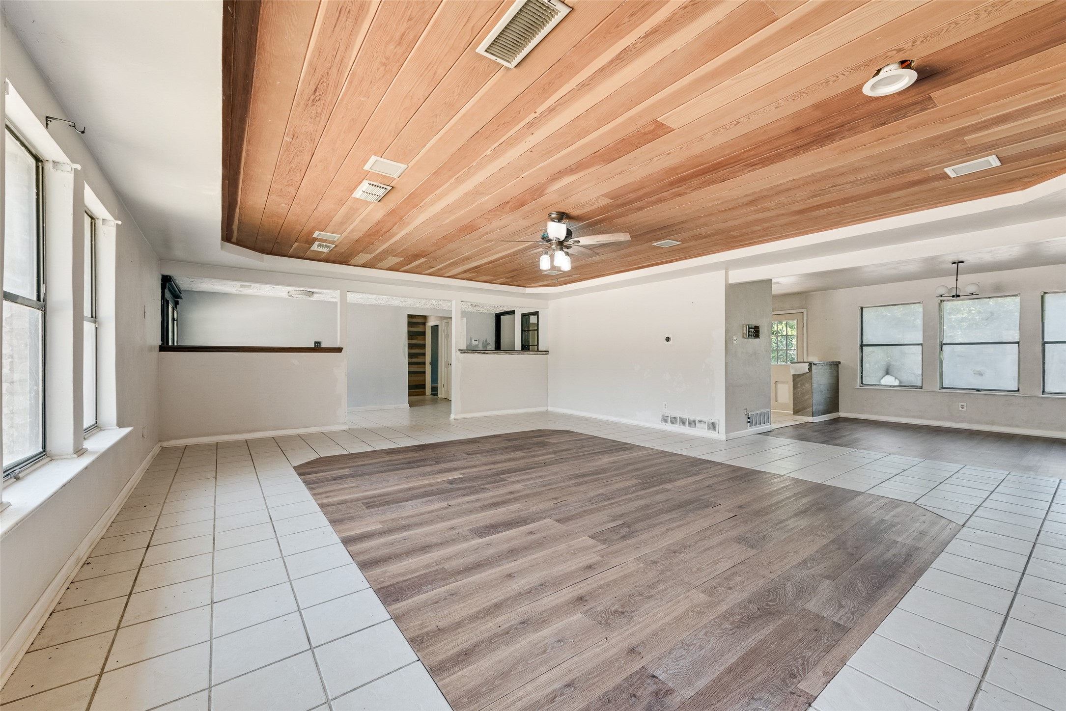 1205 Circle Lane