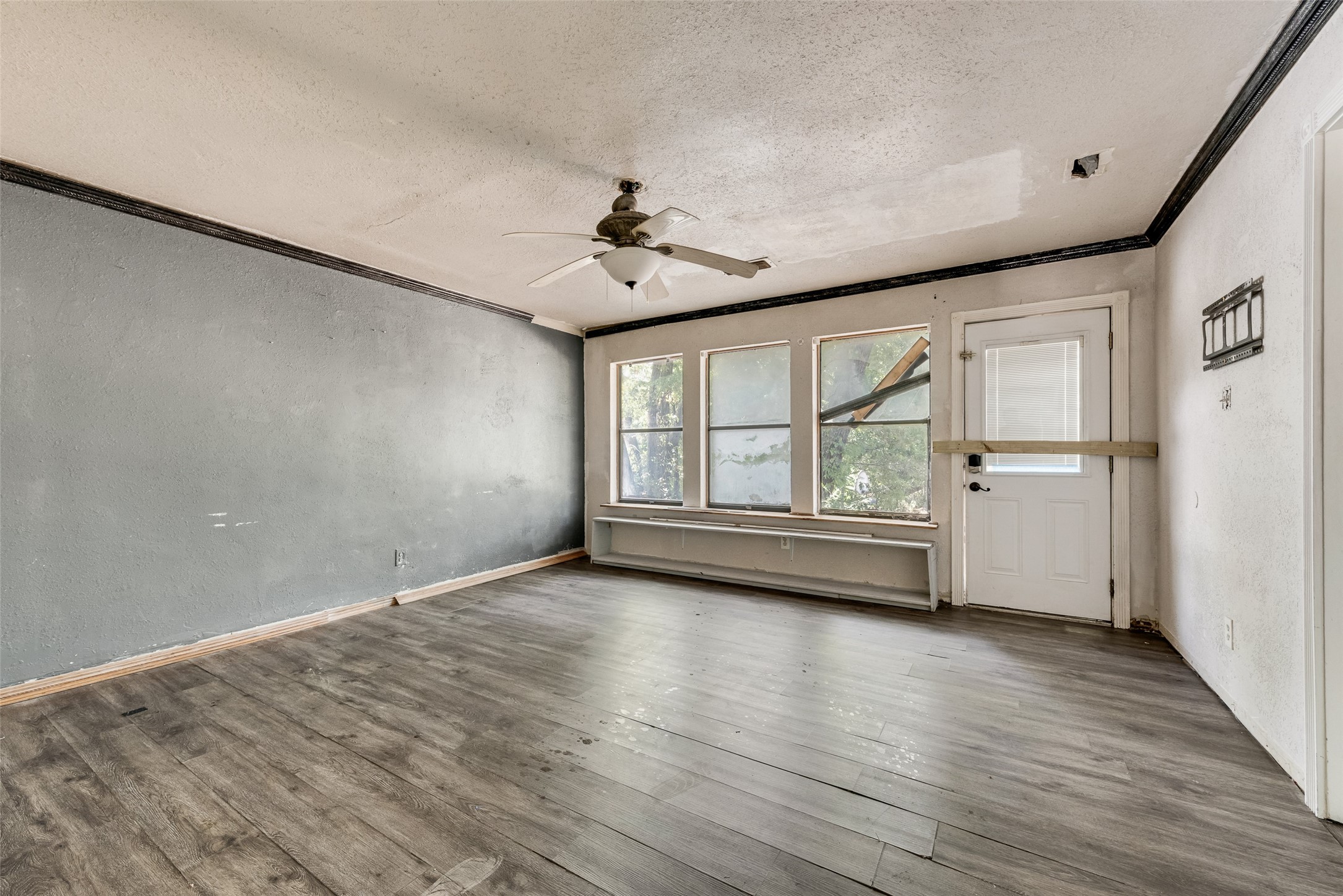 1205 Circle Lane
