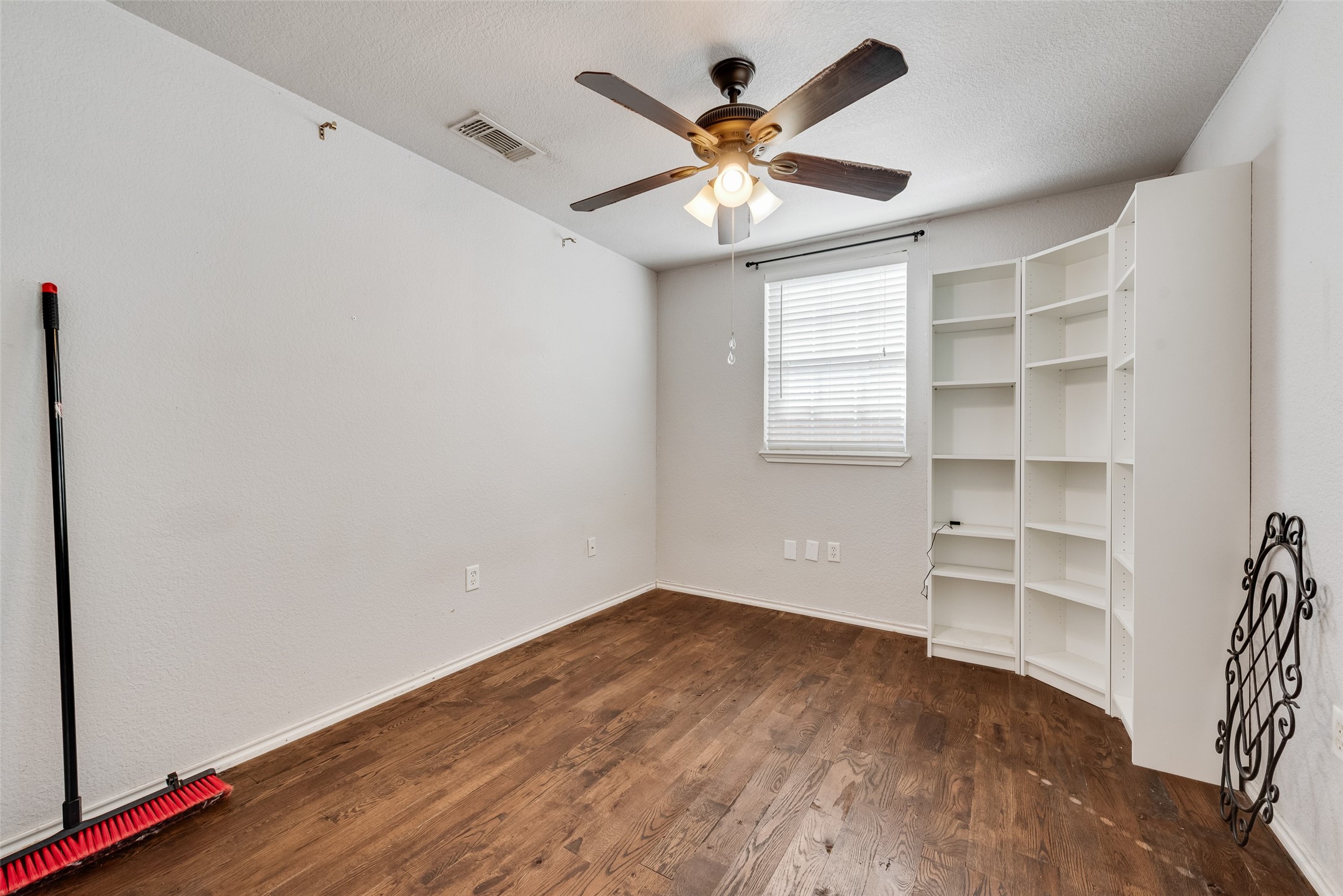 318 S Walnut Street