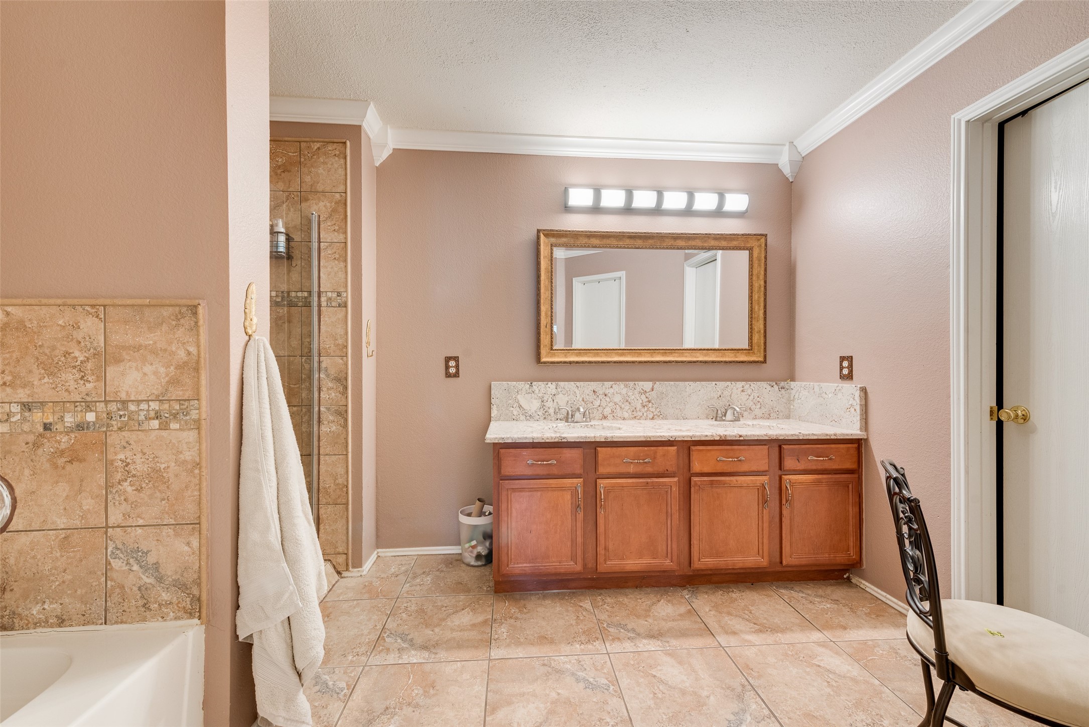 1801 St Lawrence Way