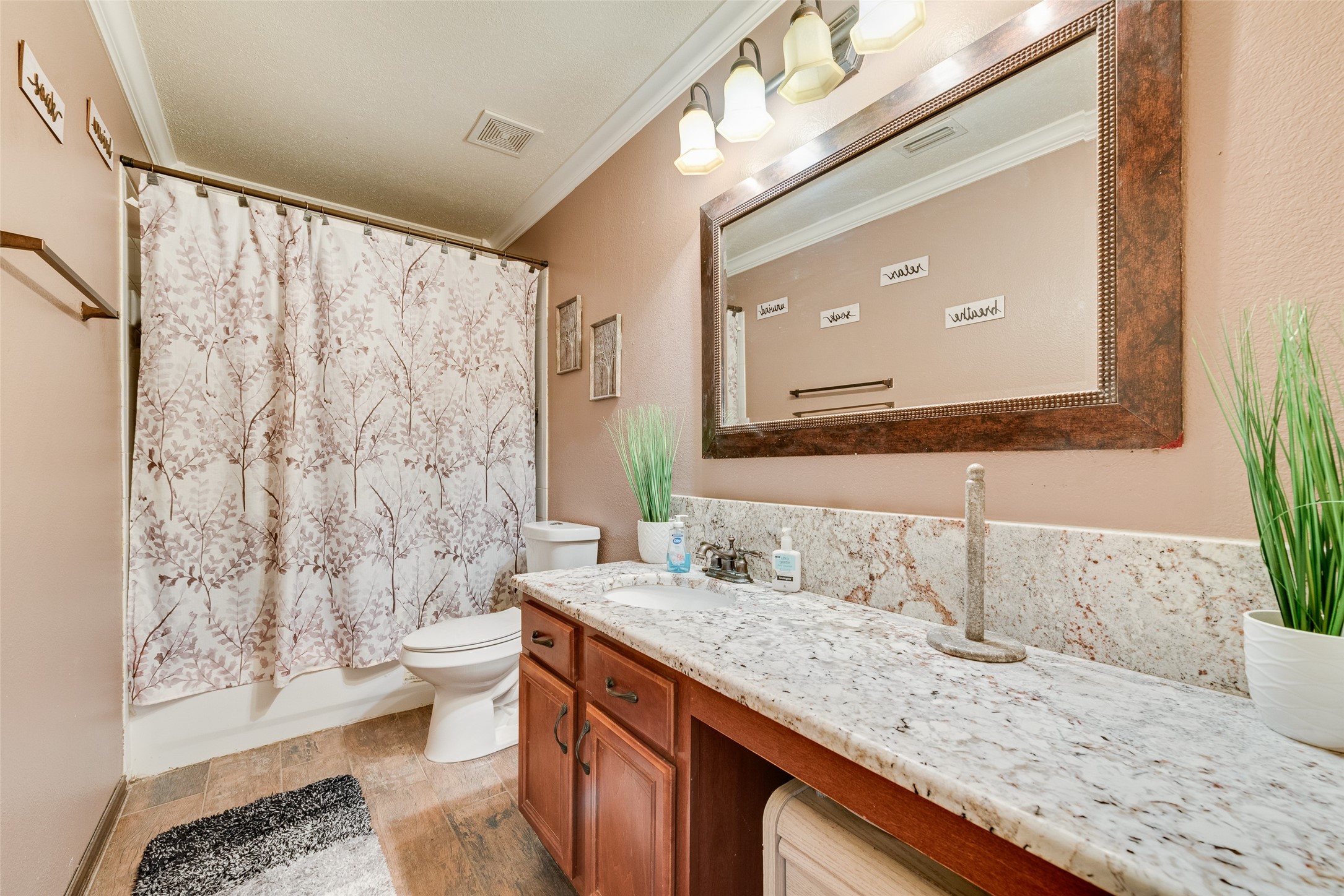 1801 St Lawrence Way