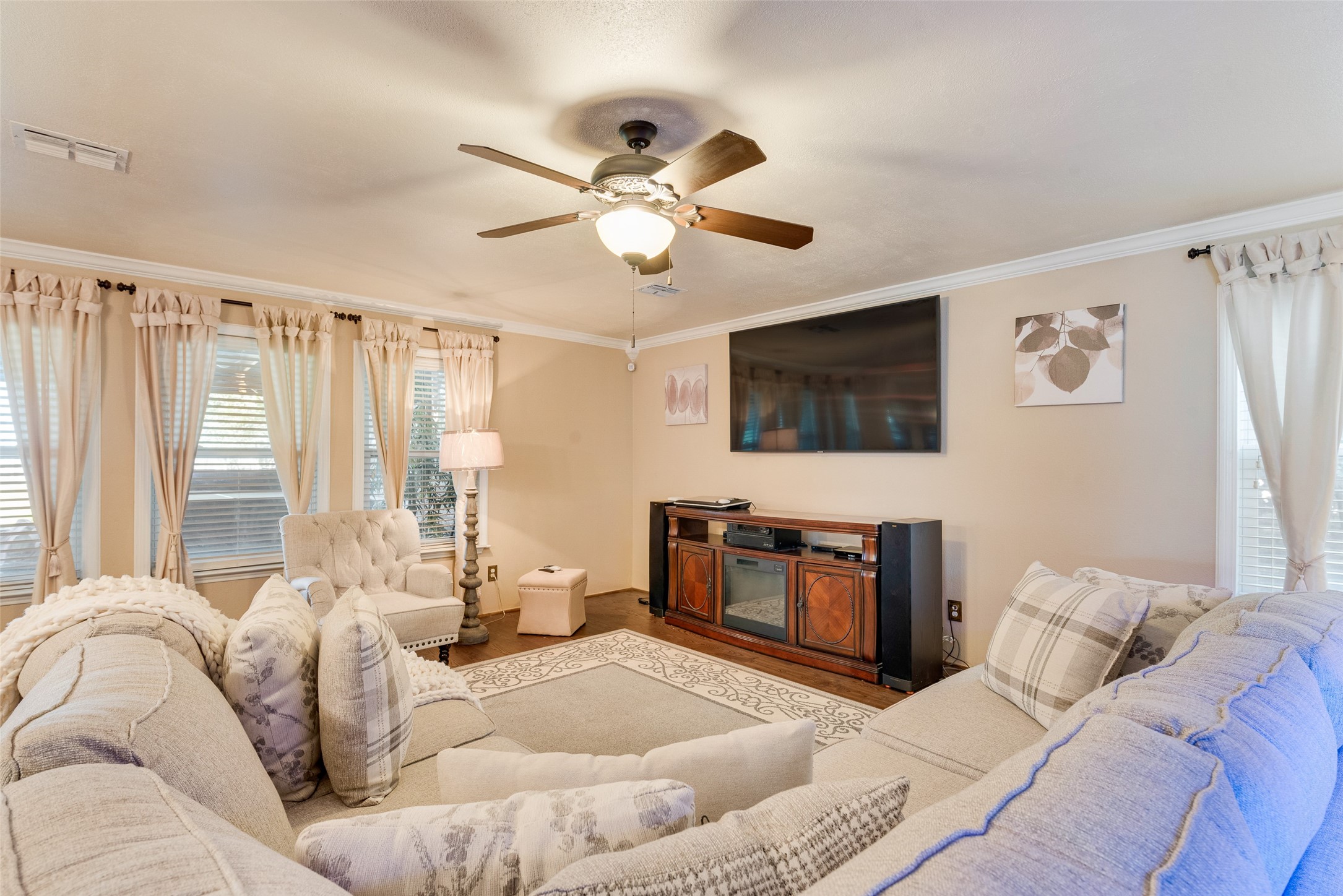 1801 St Lawrence Way