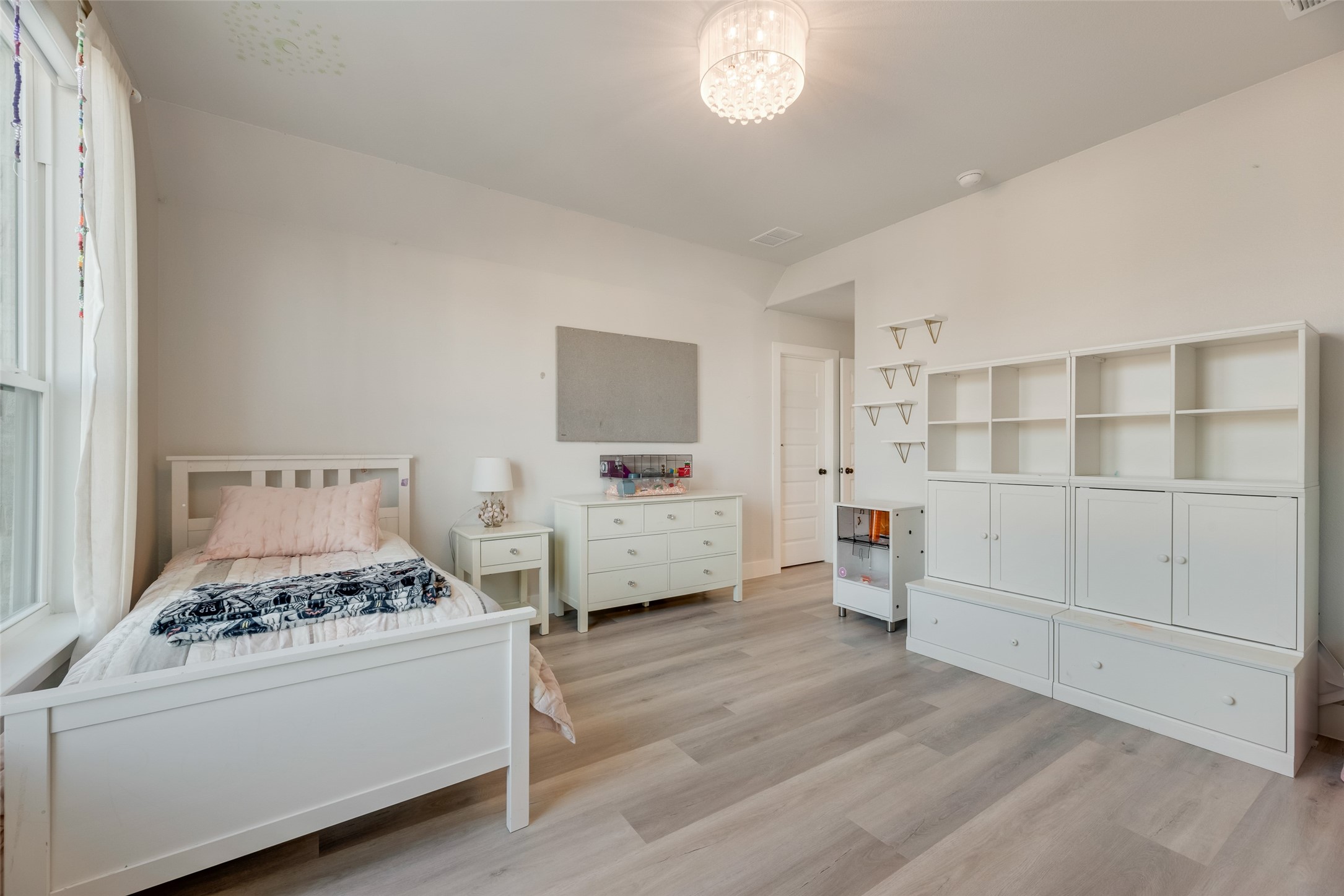 4113 Heatherton Drive