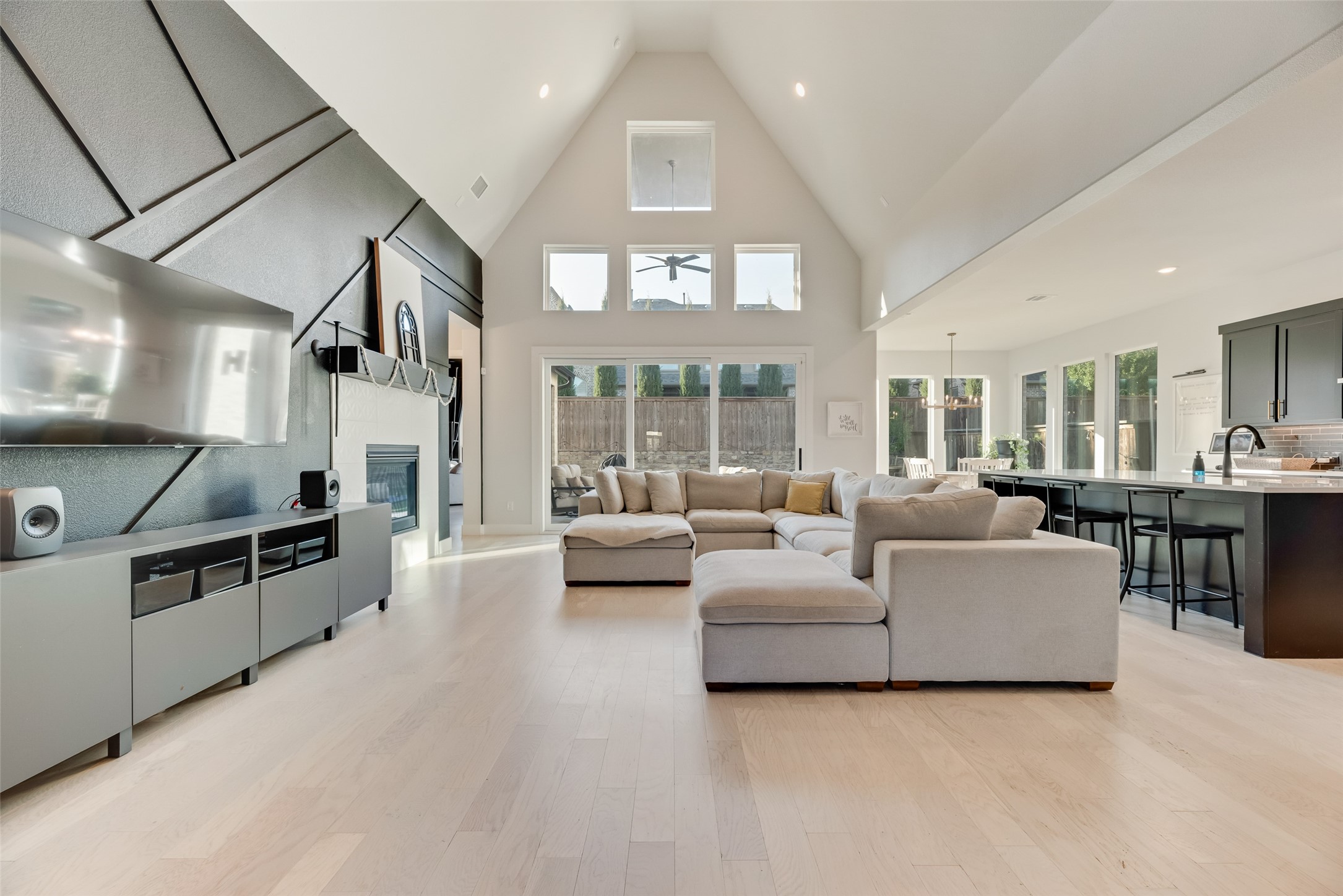 4113 Heatherton Drive