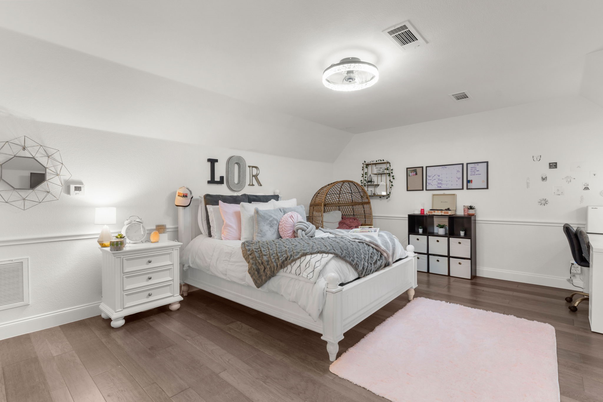 111 Whispering Winds Drive