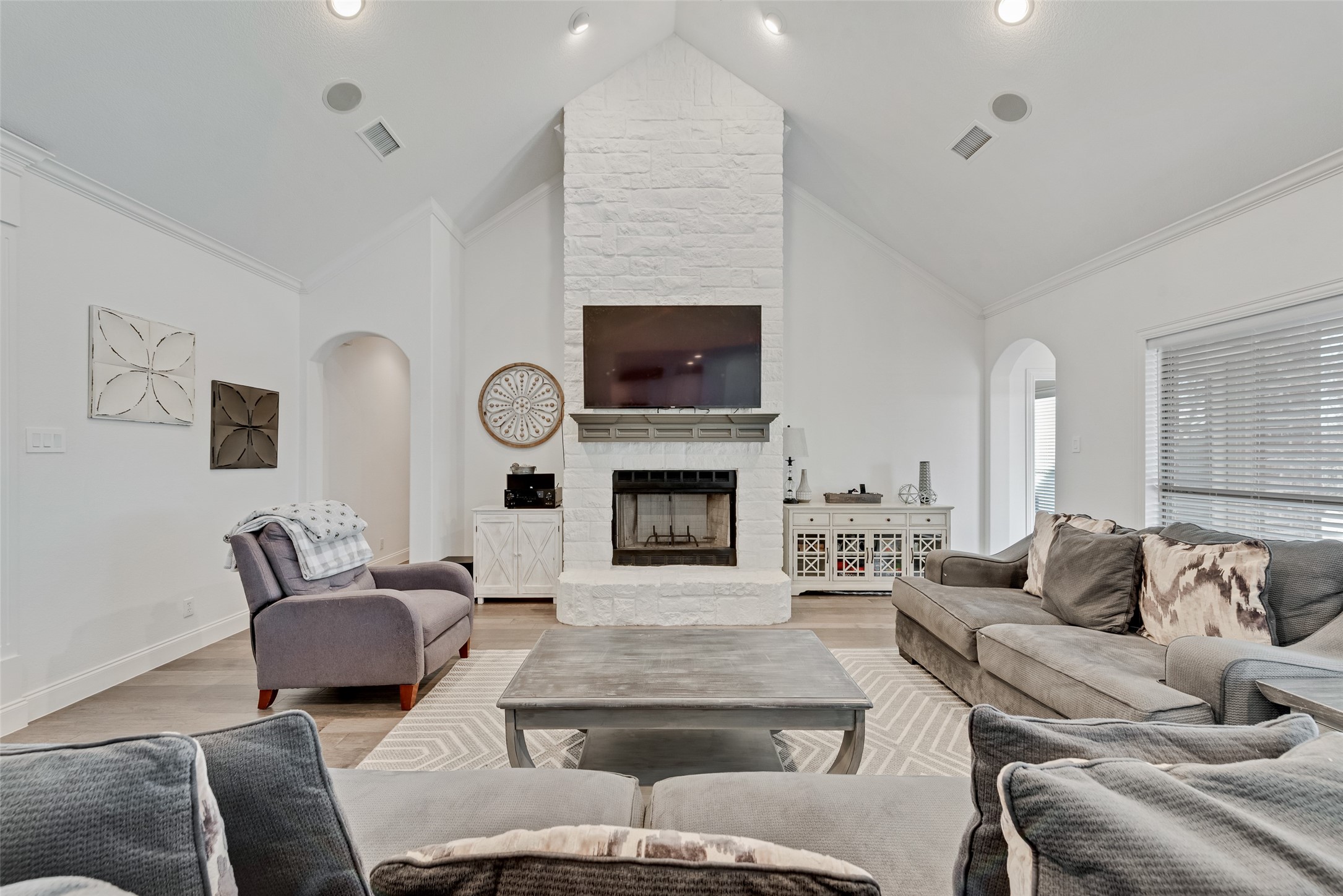 111 Whispering Winds Drive