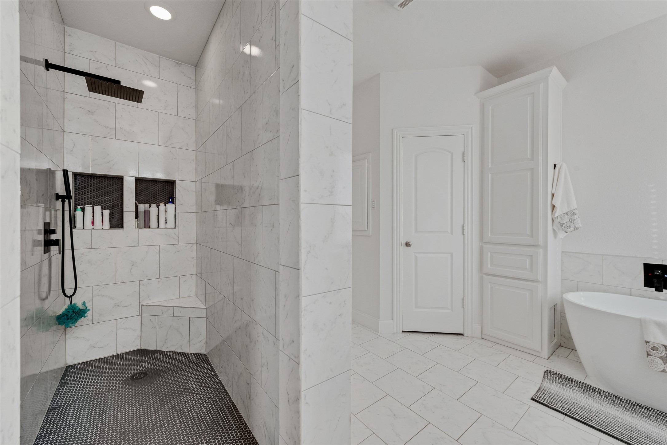 111 Whispering Winds Drive