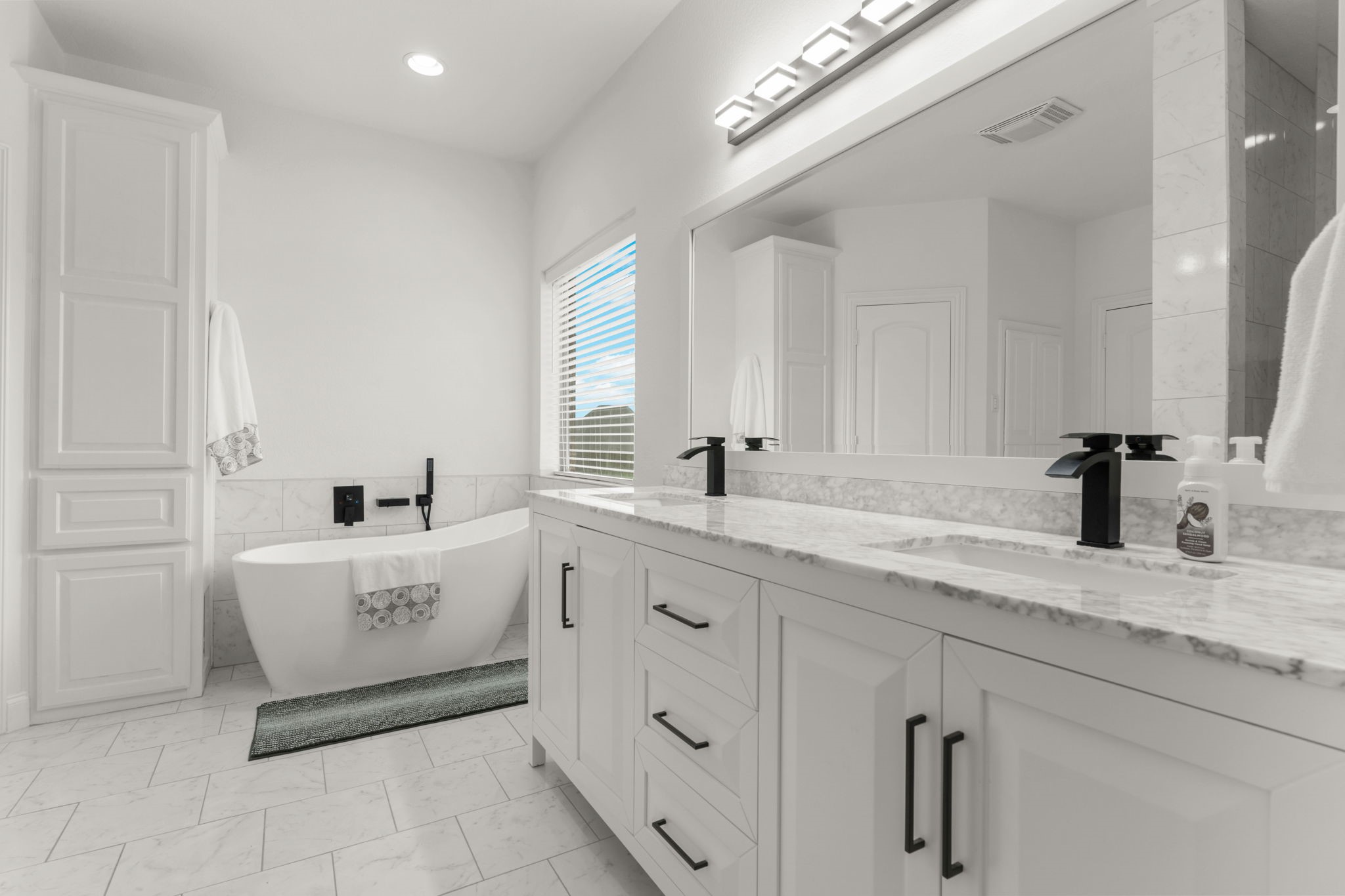 111 Whispering Winds Drive