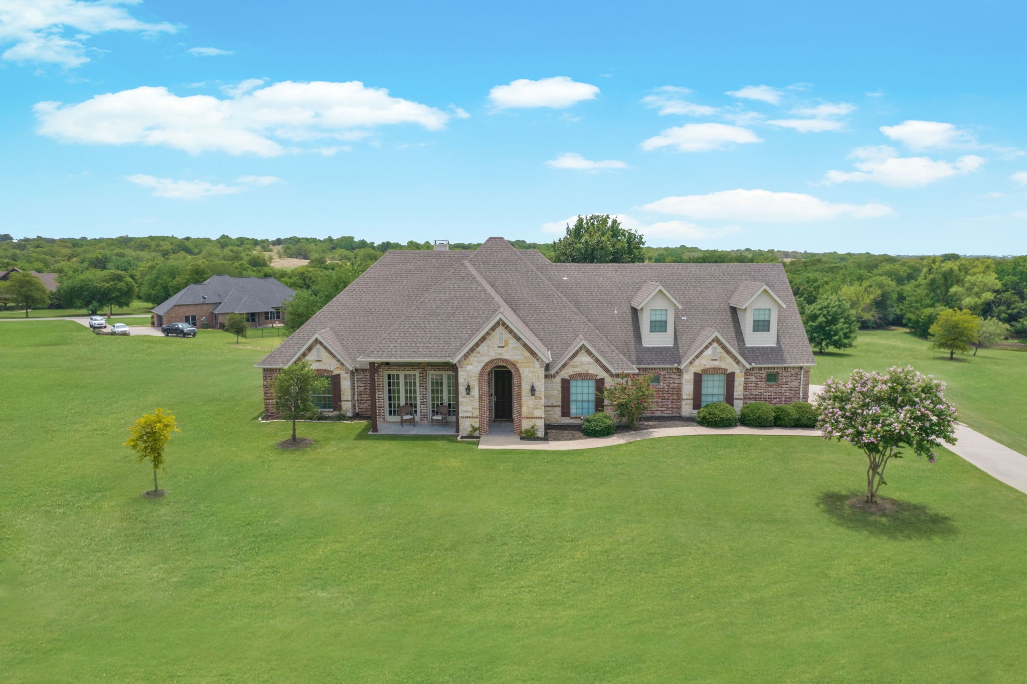 111 Whispering Winds Drive