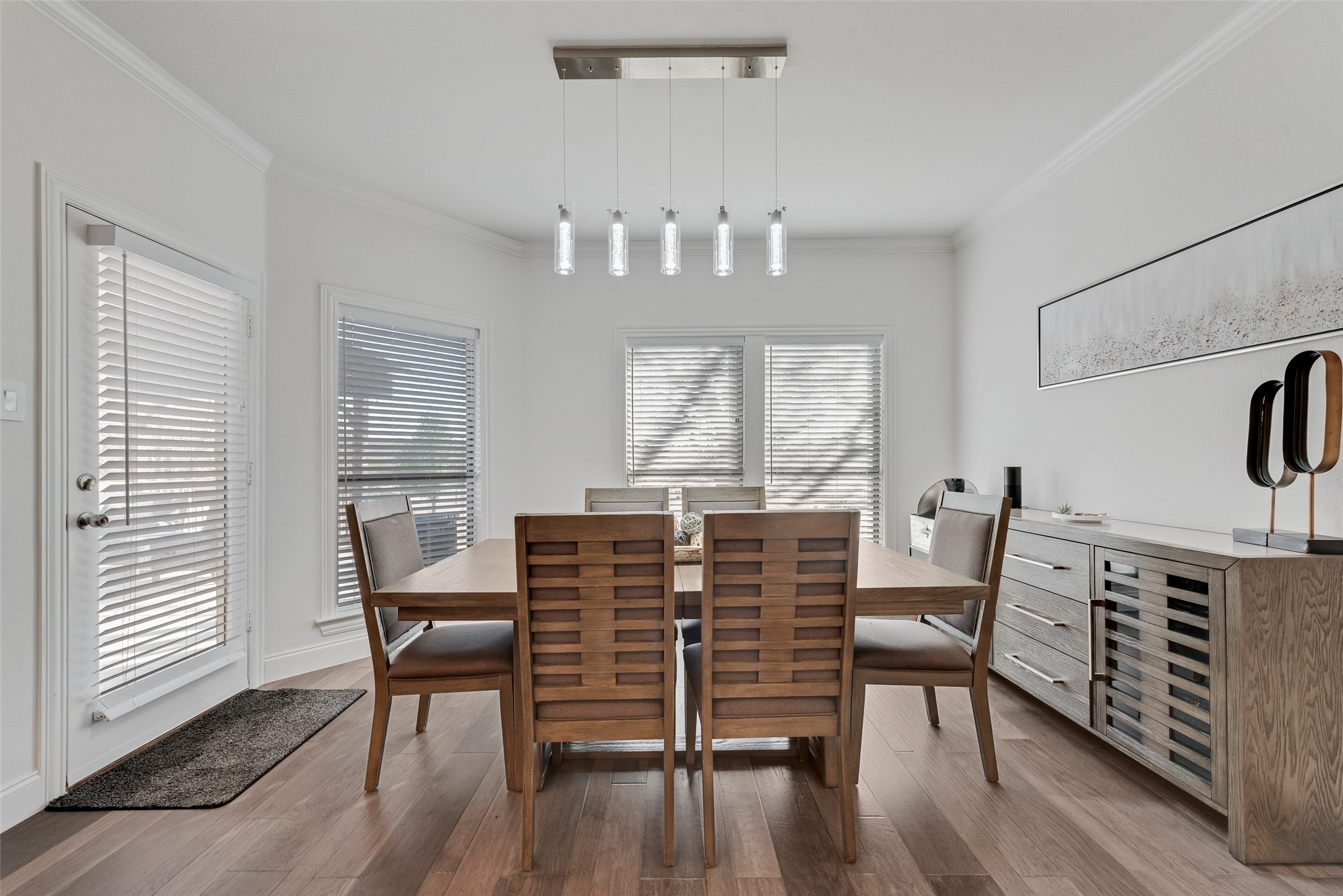 111 Whispering Winds Drive