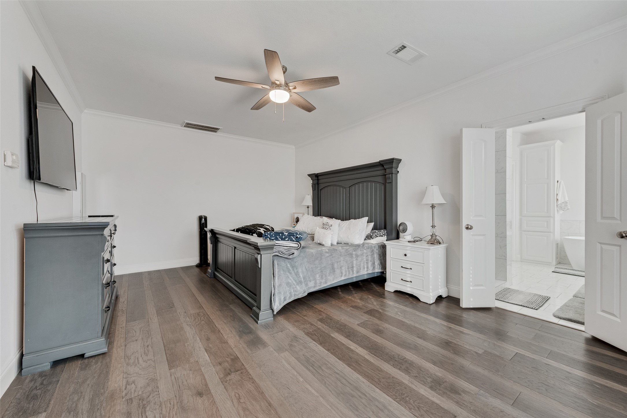 111 Whispering Winds Drive