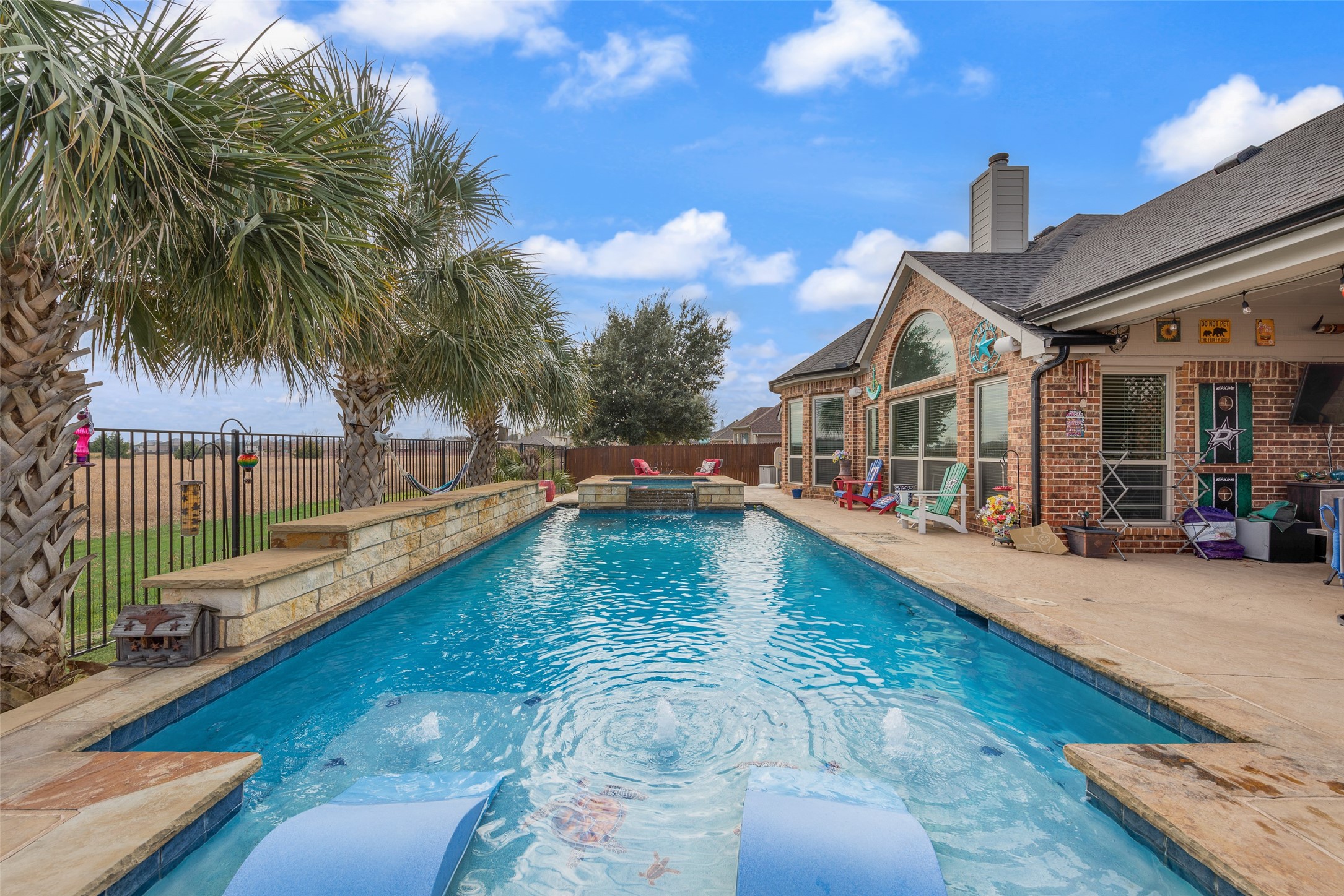 2435 Beachview Drive