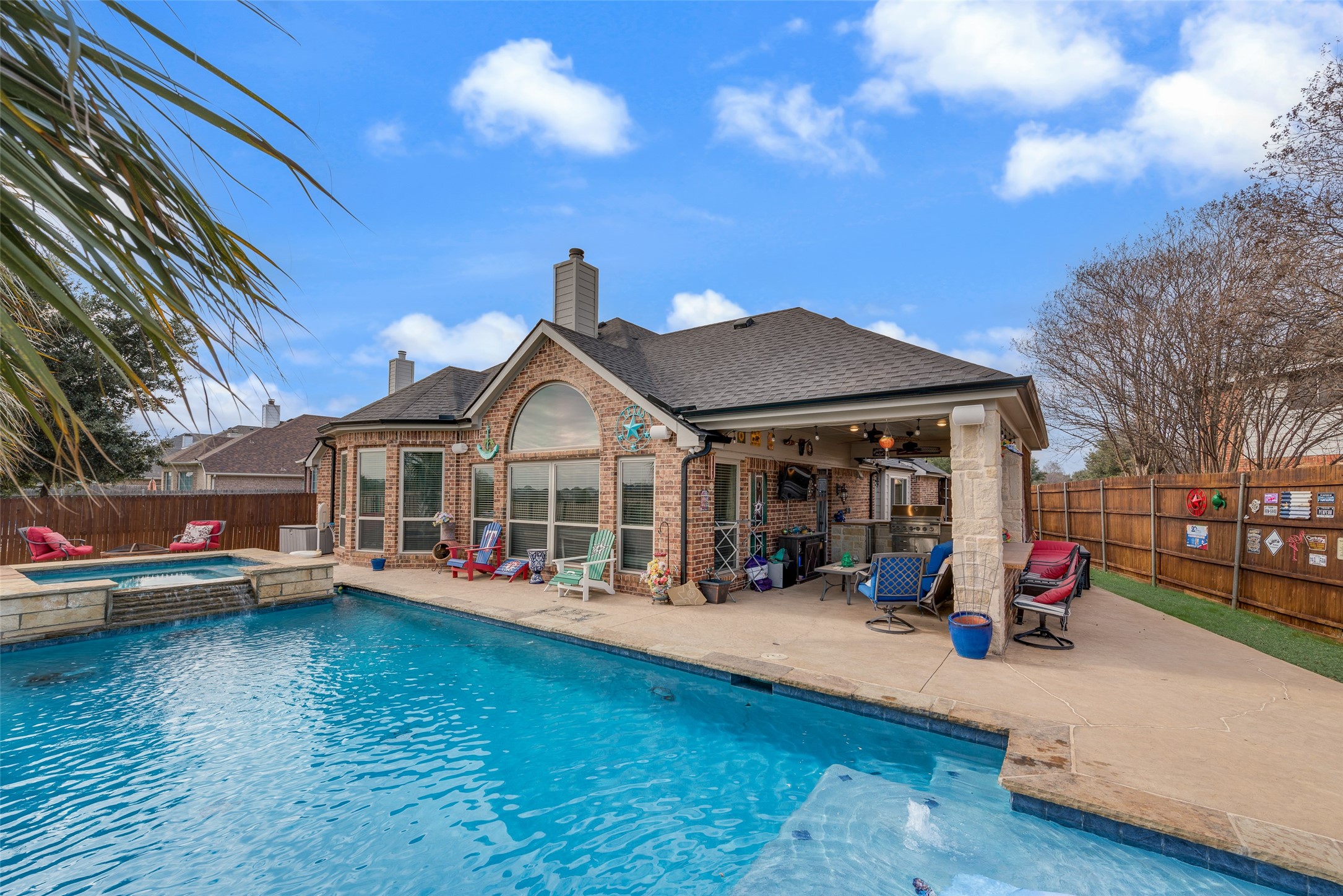 2435 Beachview Drive