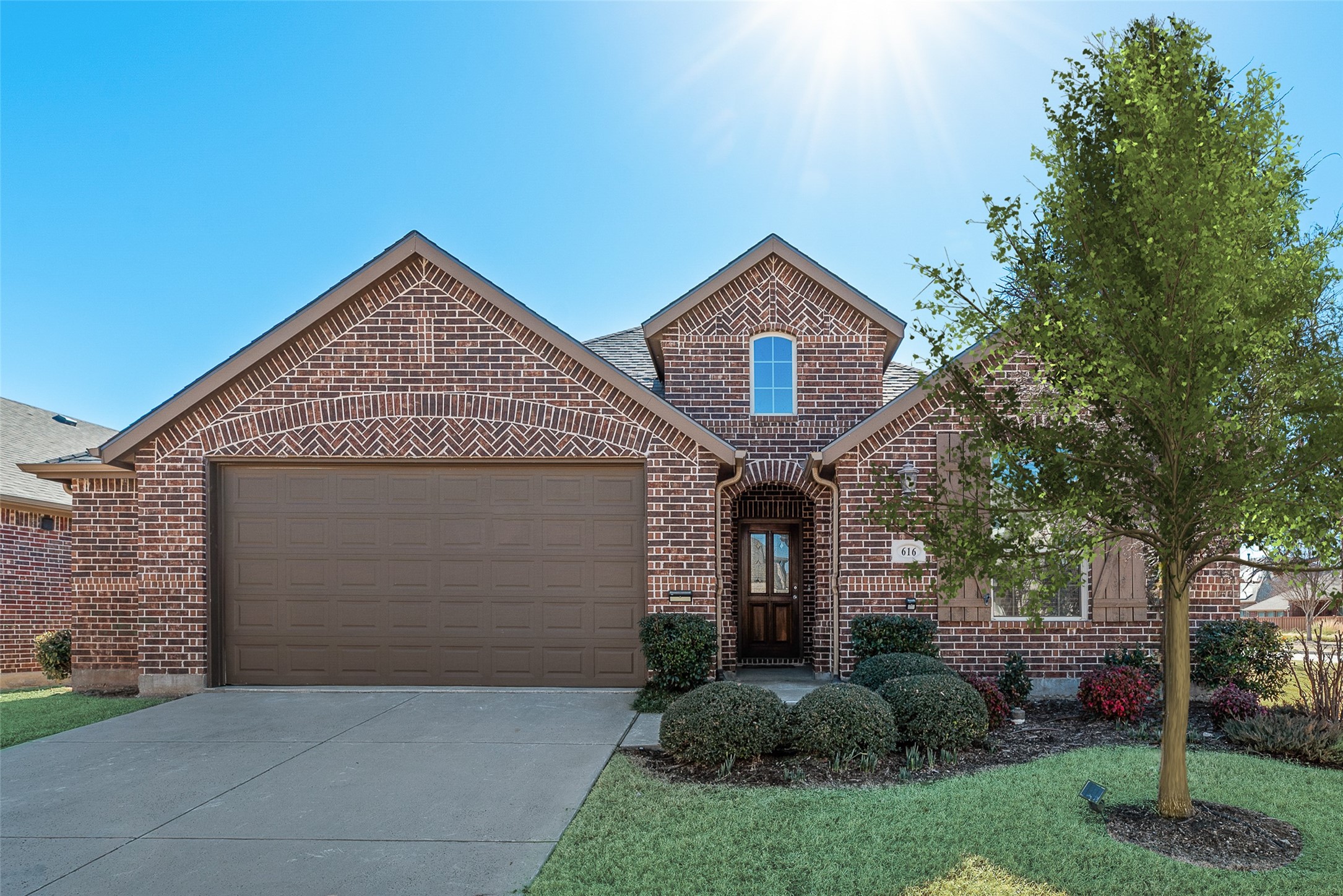 616 Forefront Avenue