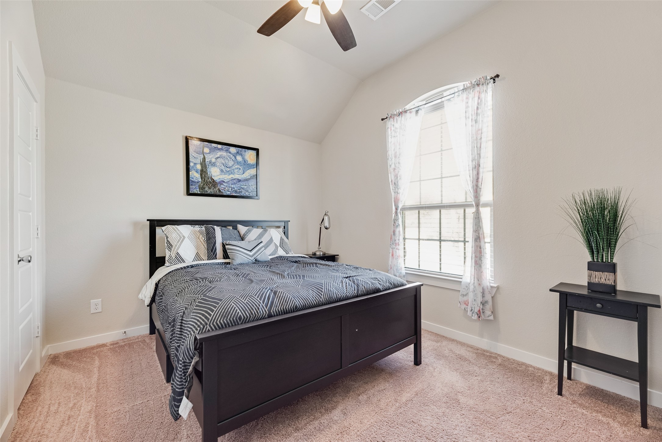 616 Forefront Avenue