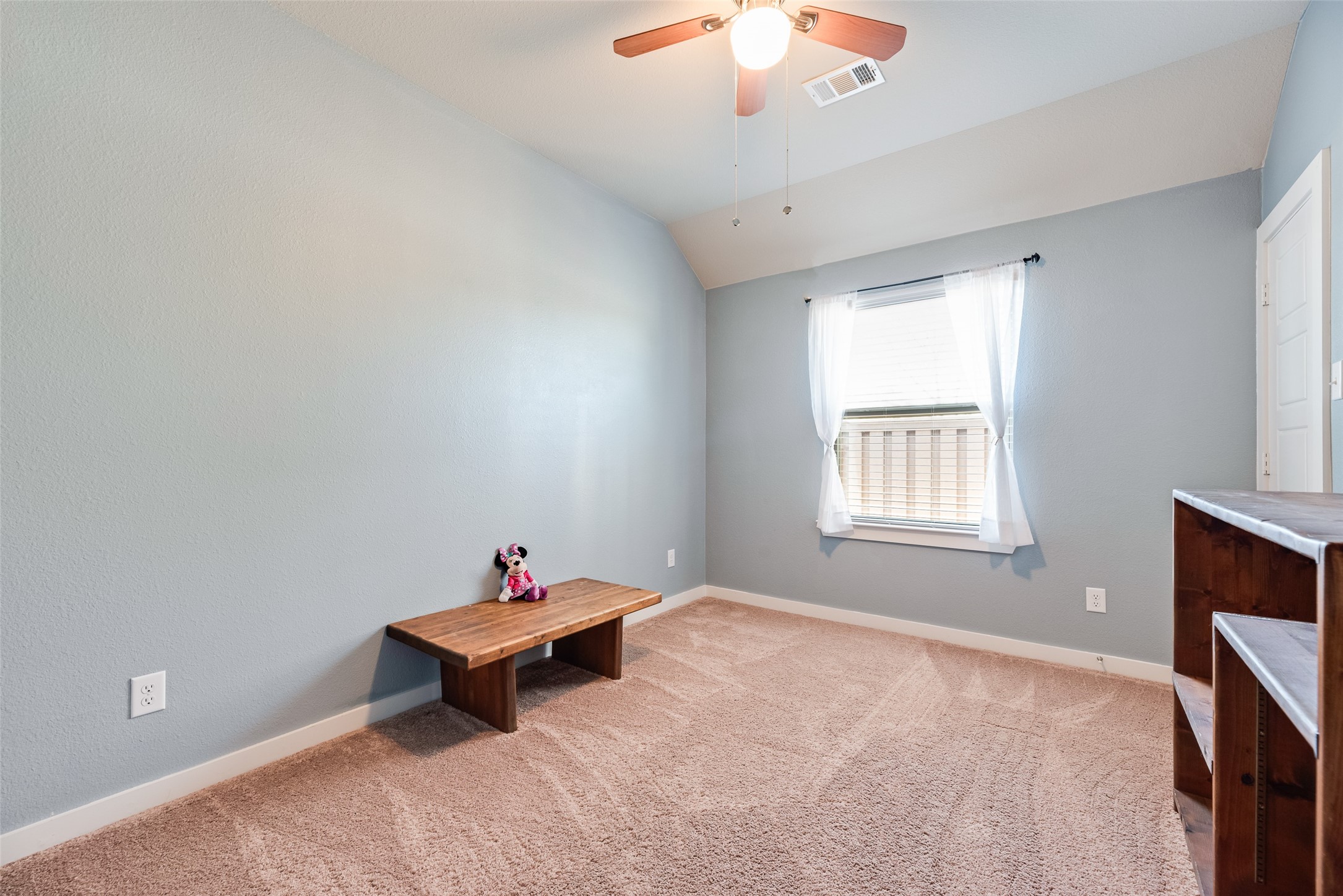 616 Forefront Avenue