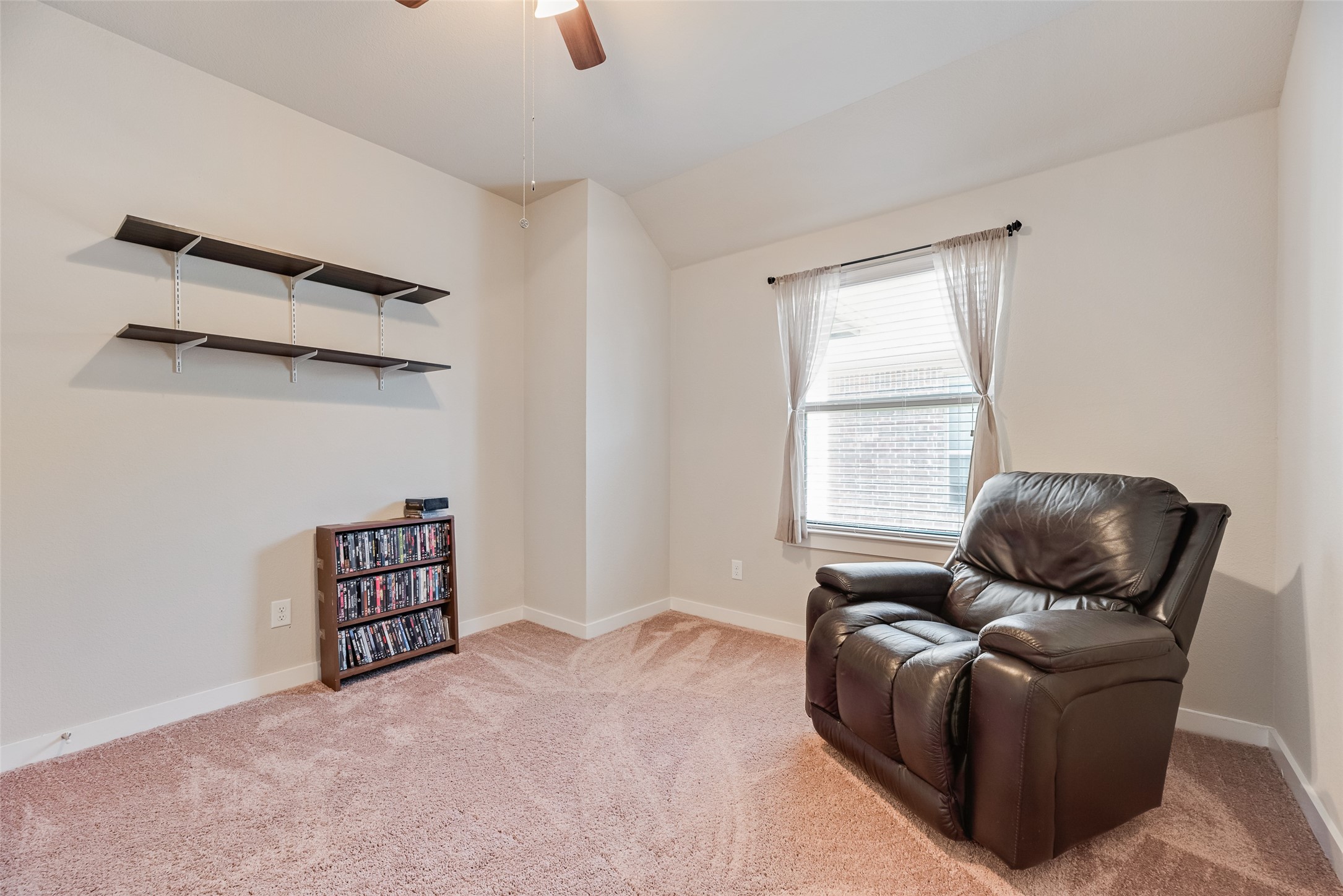 616 Forefront Avenue