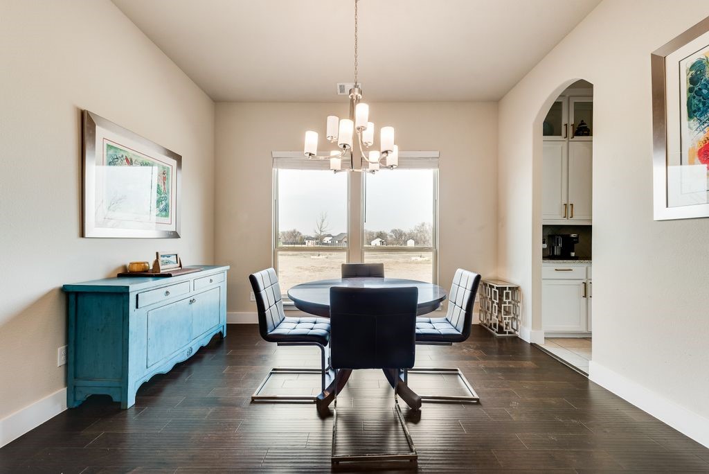 2305 Kallee Cove