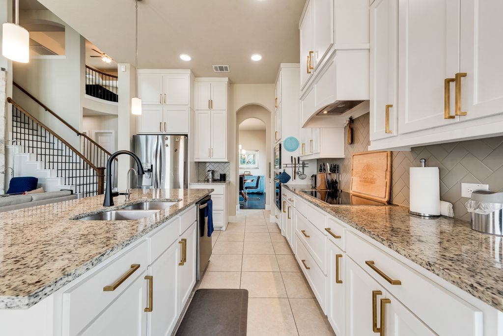 2305 Kallee Cove