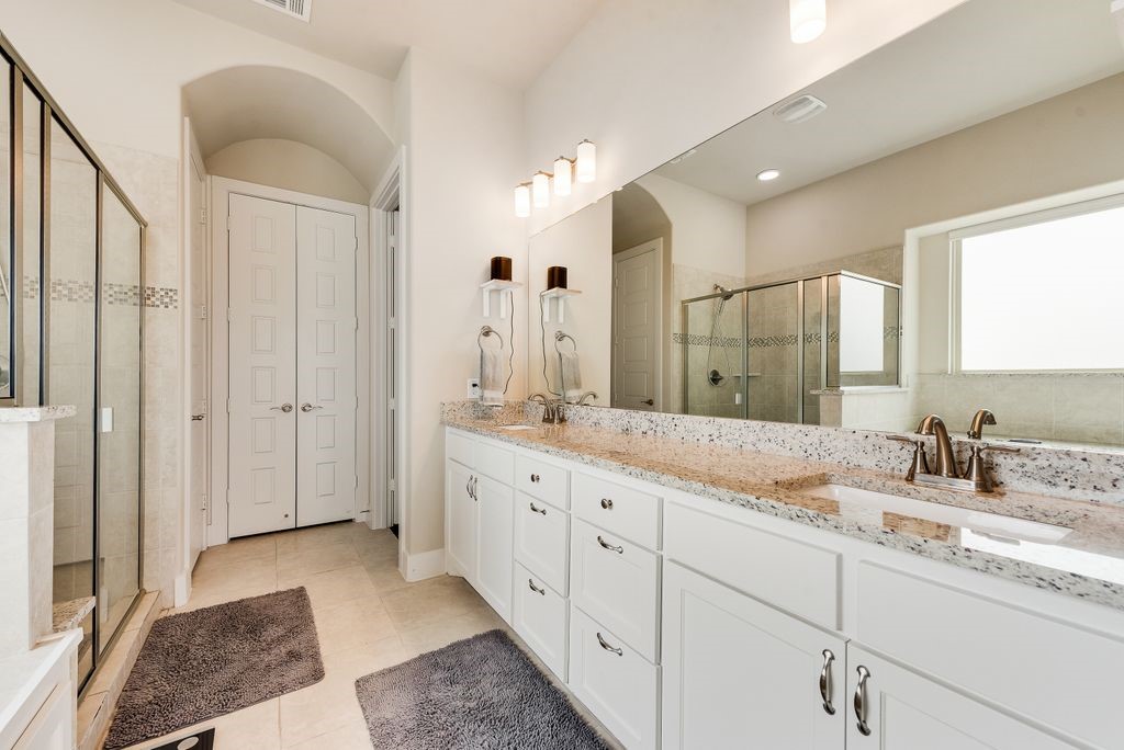 2305 Kallee Cove