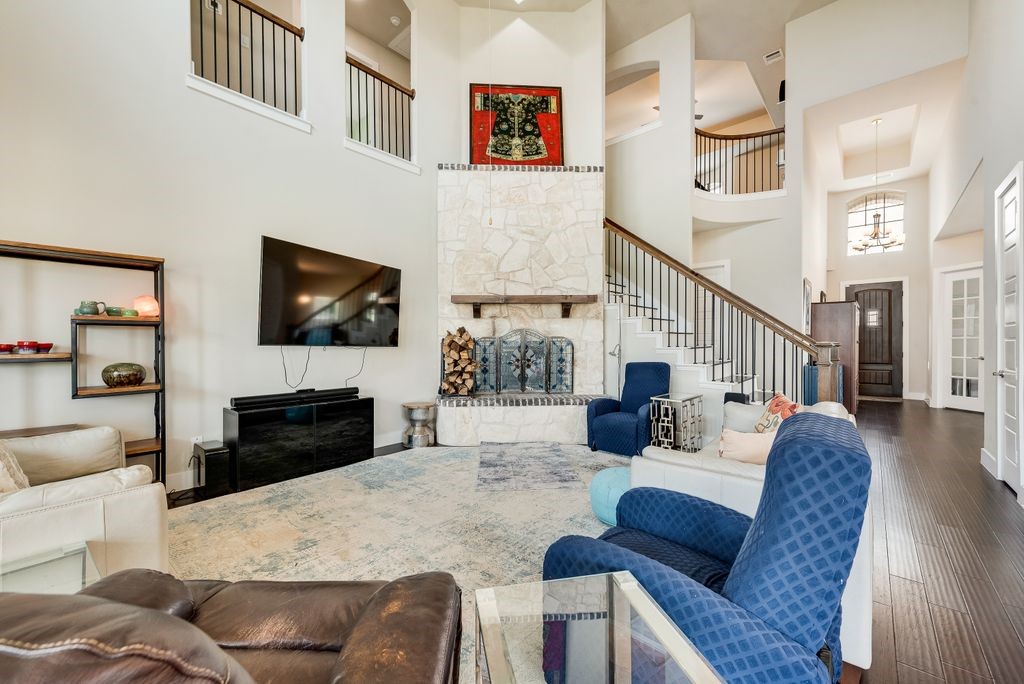 2305 Kallee Cove
