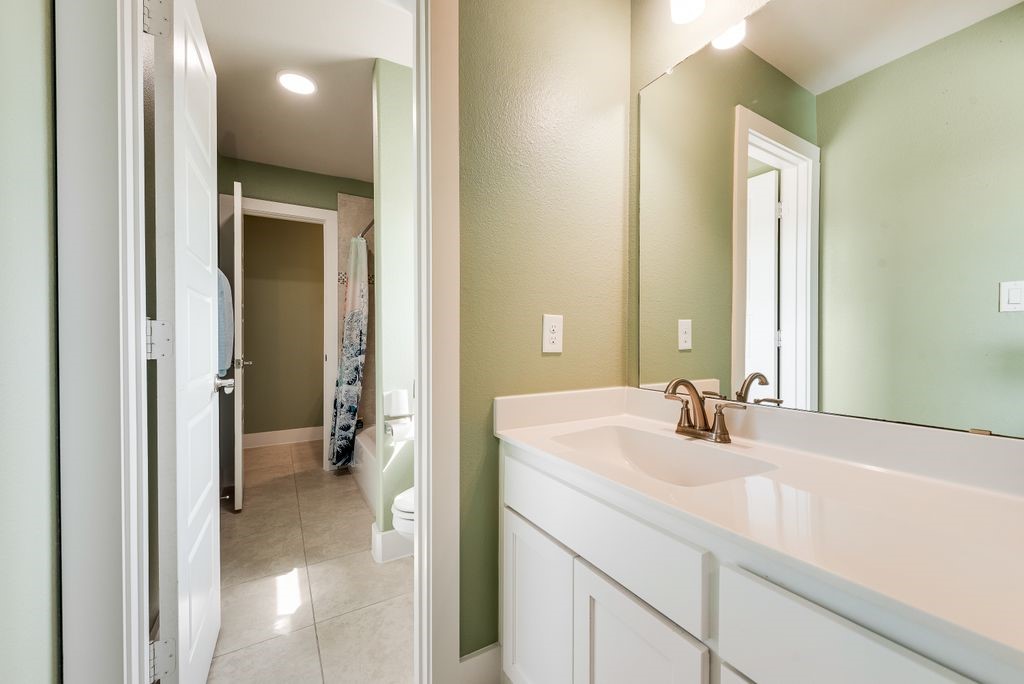 2305 Kallee Cove
