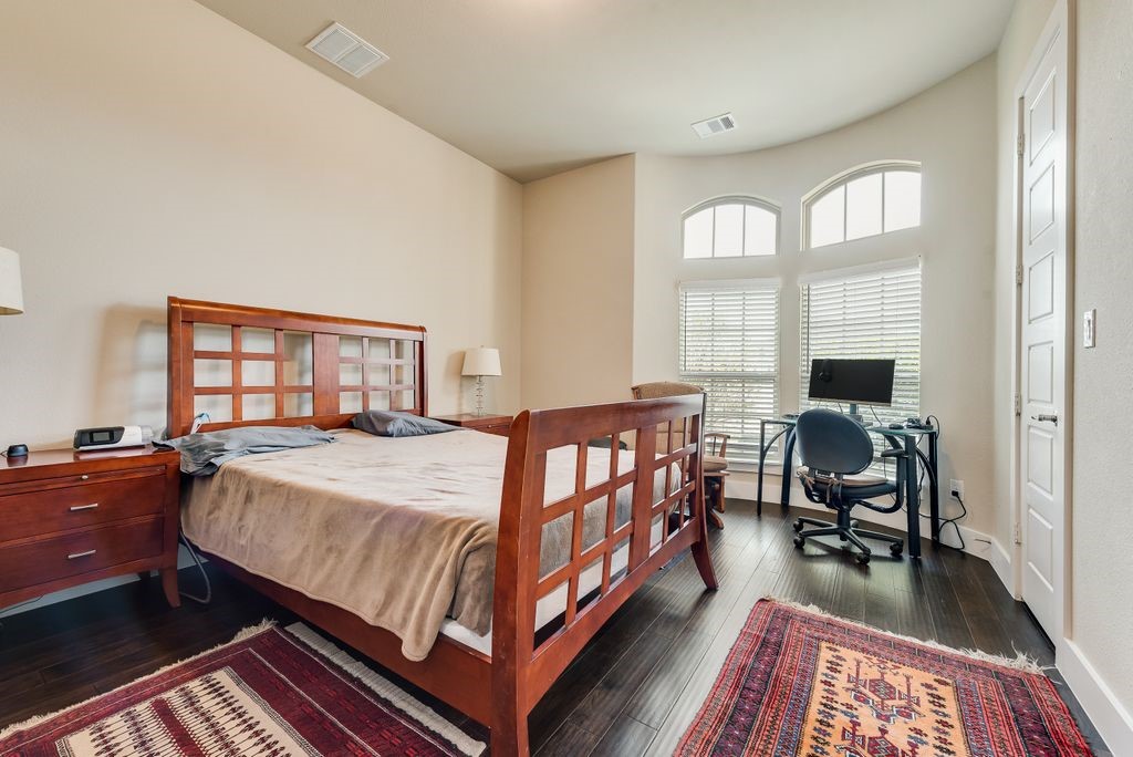 2305 Kallee Cove