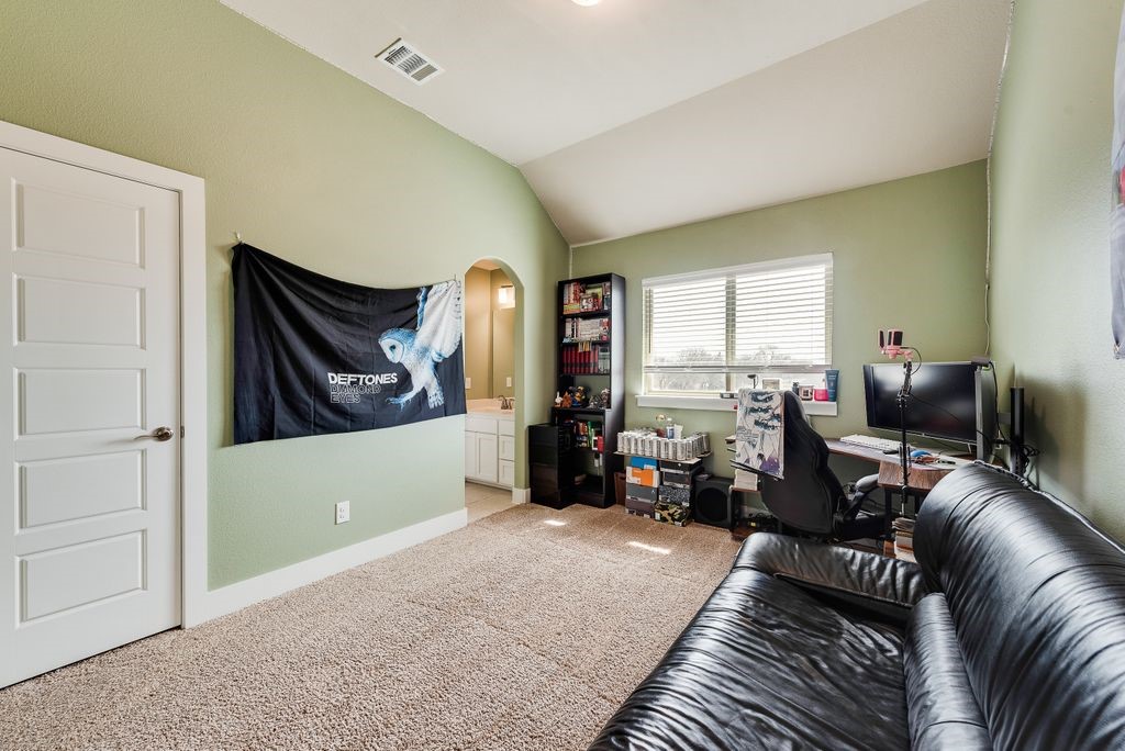 2305 Kallee Cove