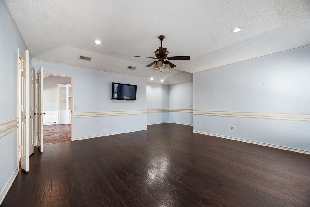 2405 Powderhorn Drive