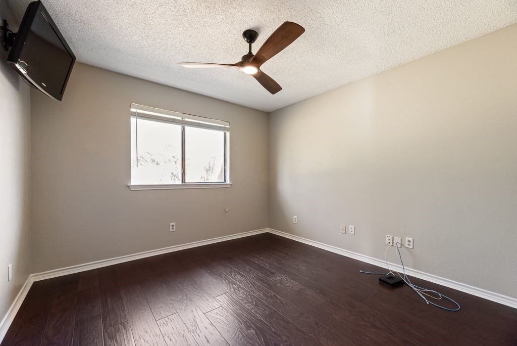 2405 Powderhorn Drive