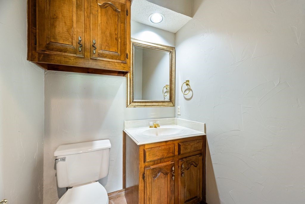 2405 Powderhorn Drive