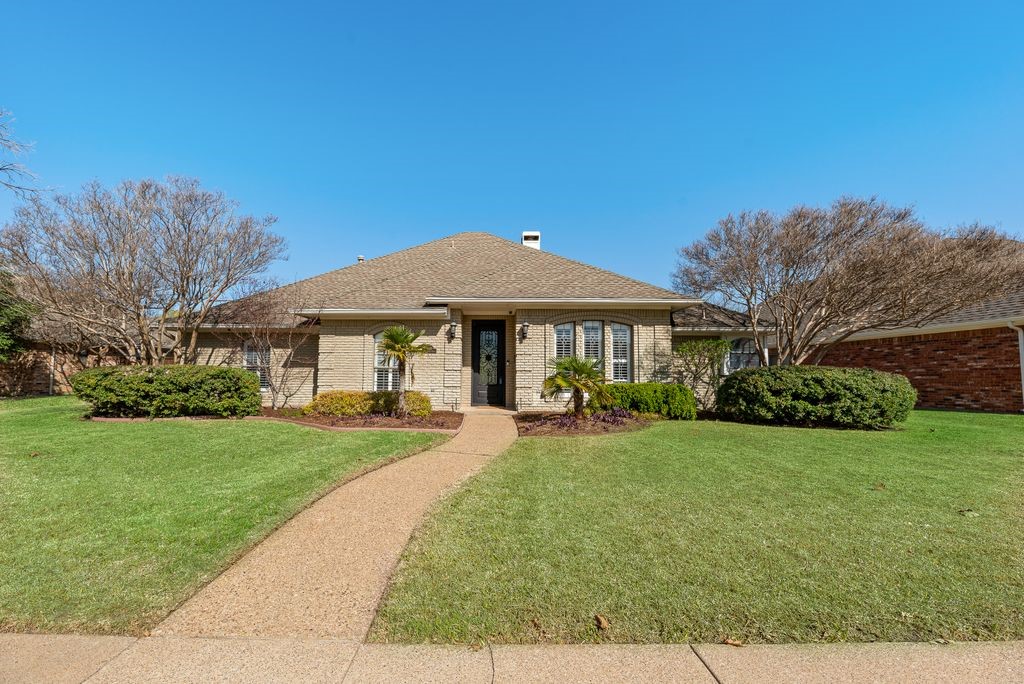 2405 Powderhorn Drive