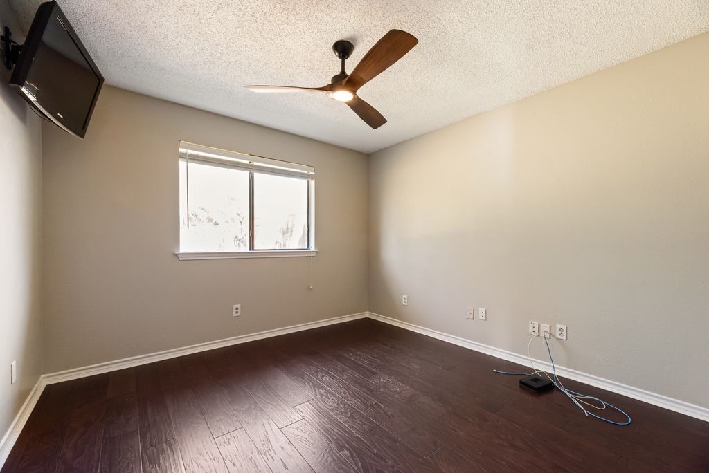 2405 Powderhorn Drive