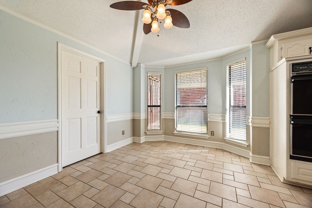 2405 Powderhorn Drive