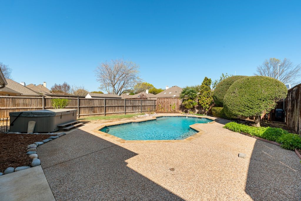 2405 Powderhorn Drive