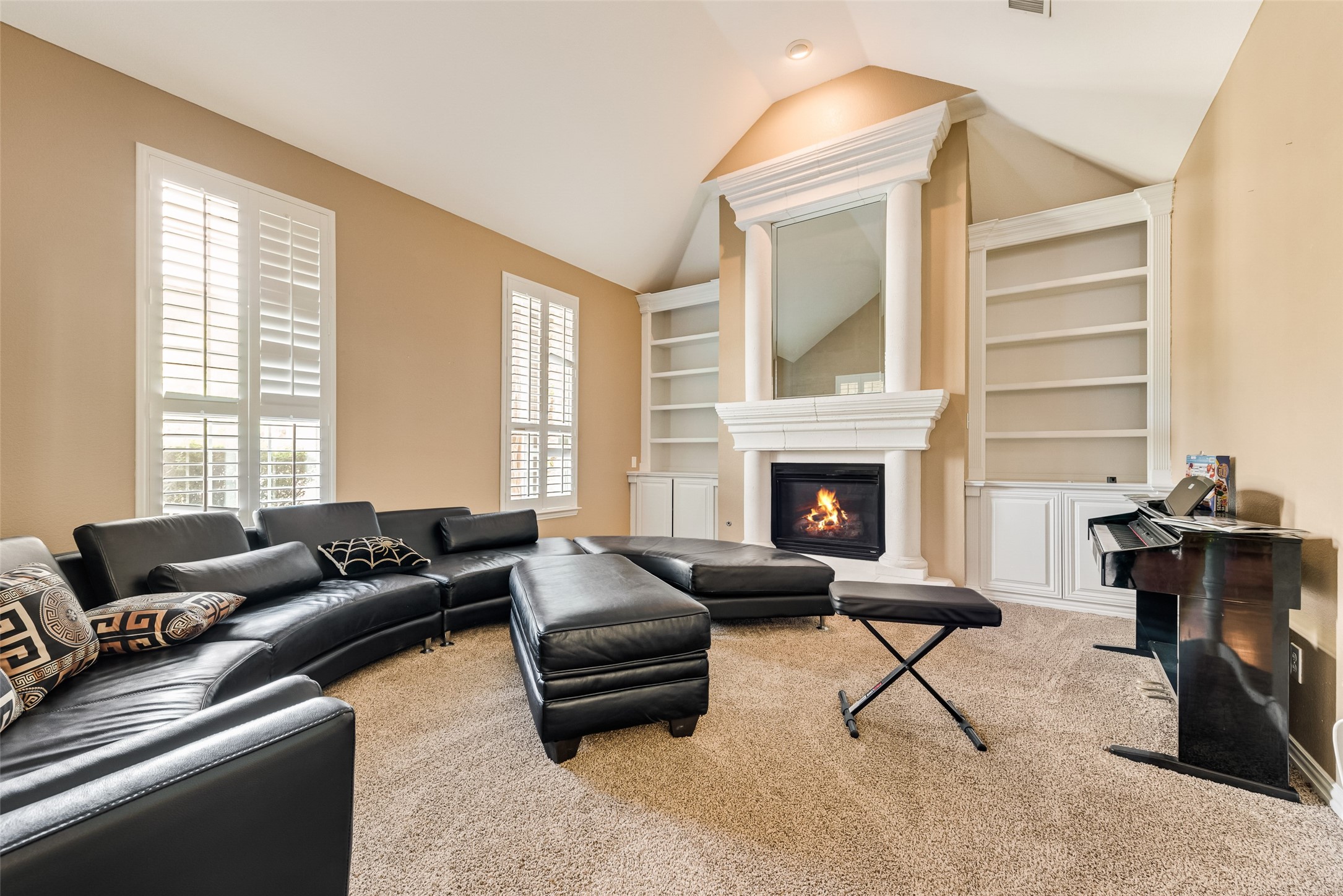 663 Links View Court