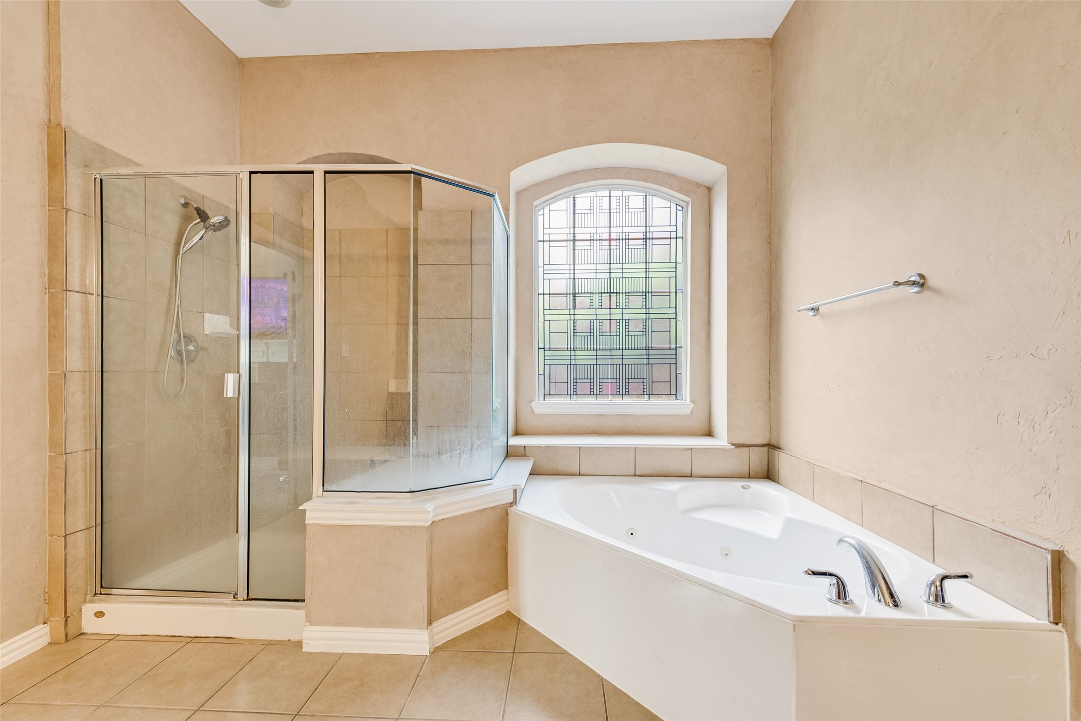 663 Links View Court