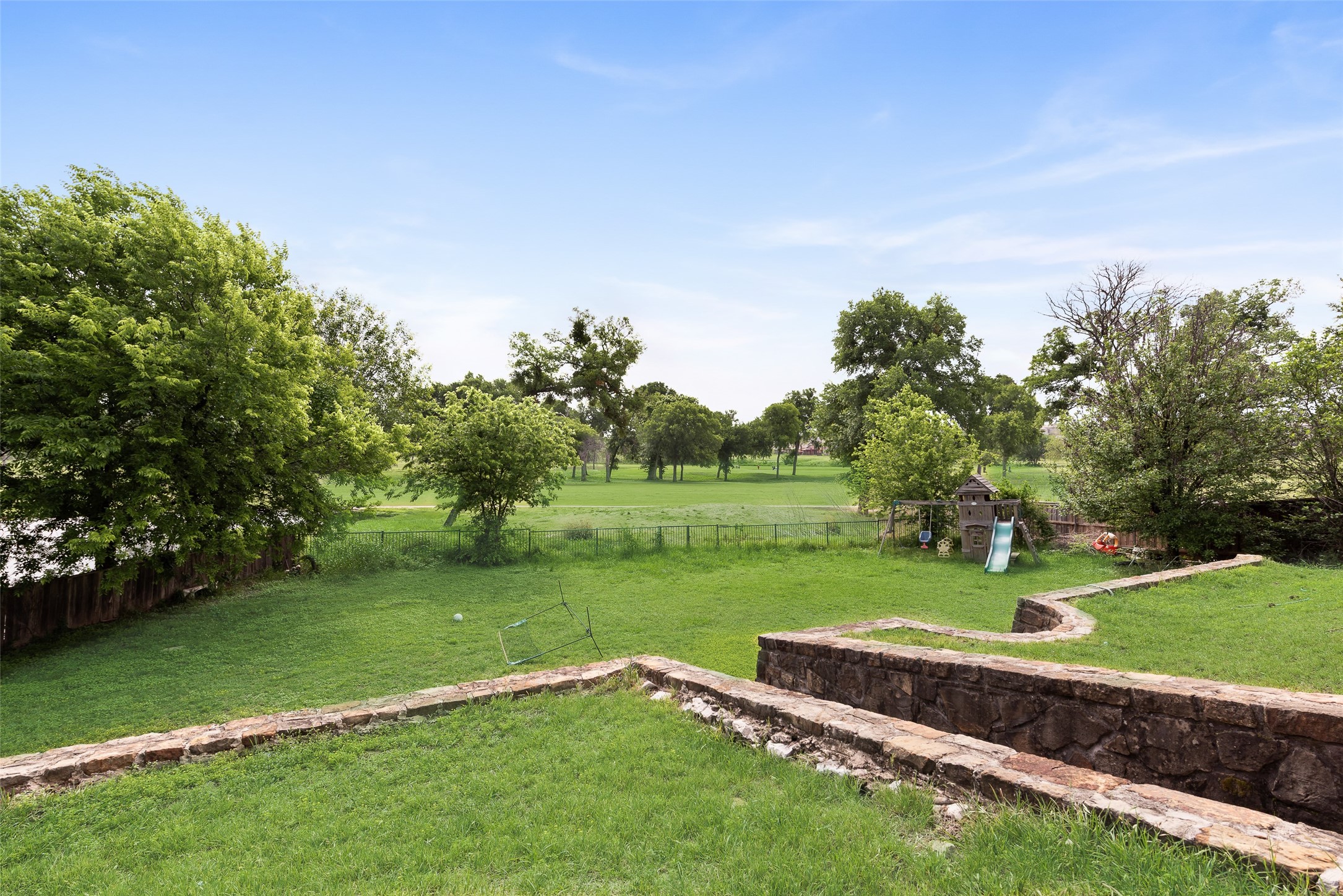 663 Links View Court