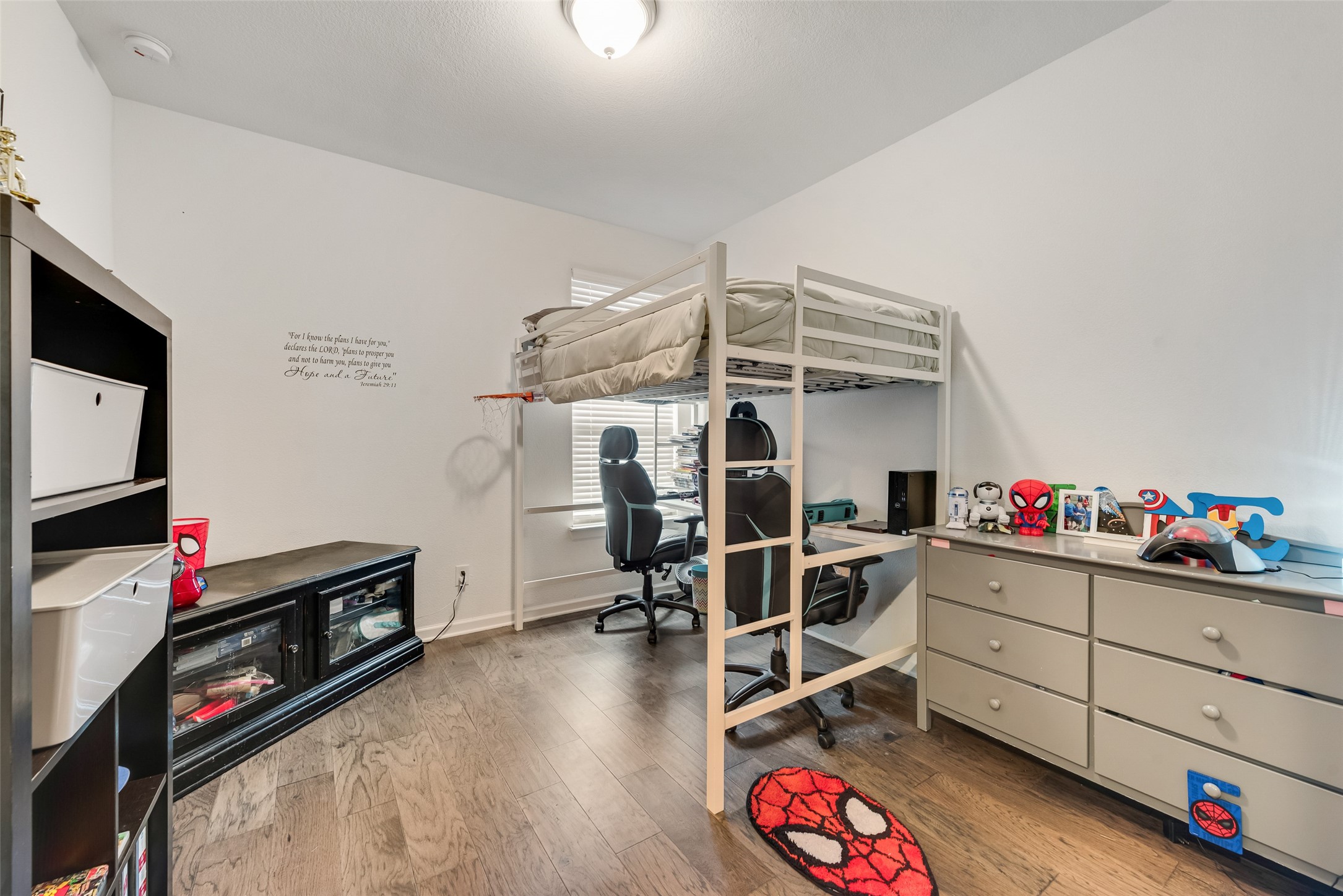 408 Remington Road N