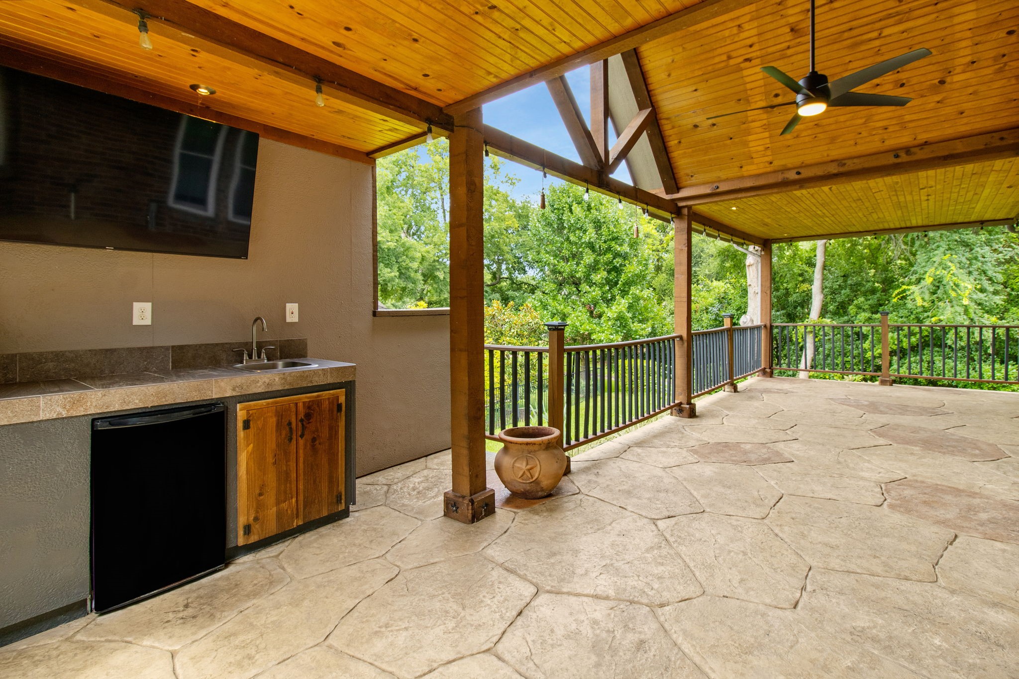202 Stone Hollow Court
