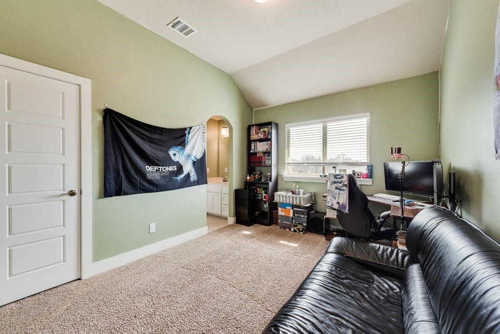 2305 Kallee Cove