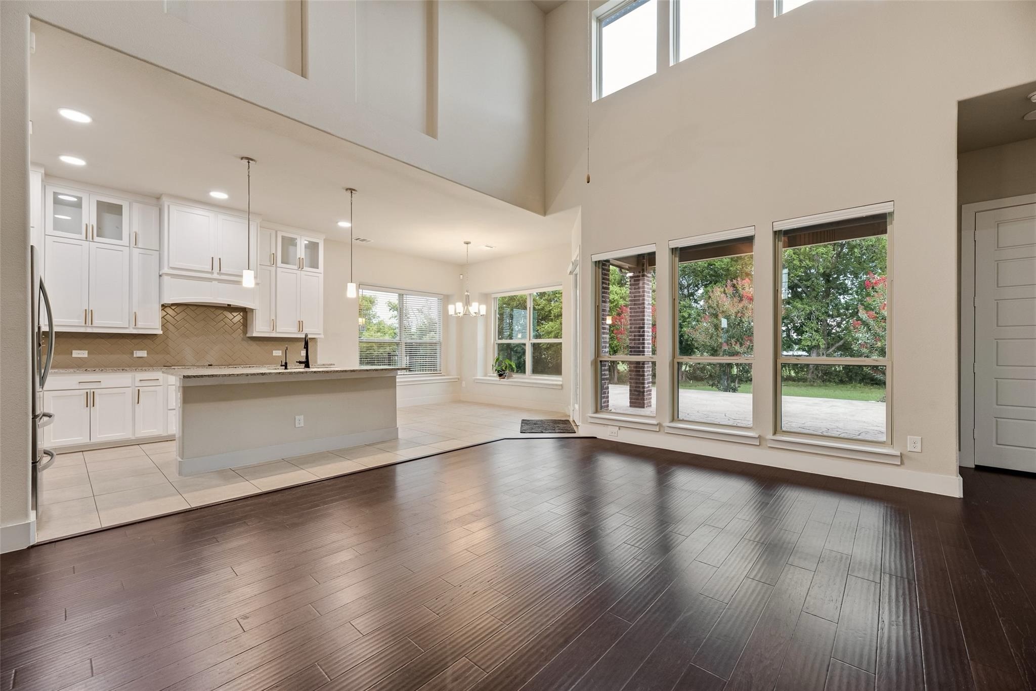 2305 Kallee Cove