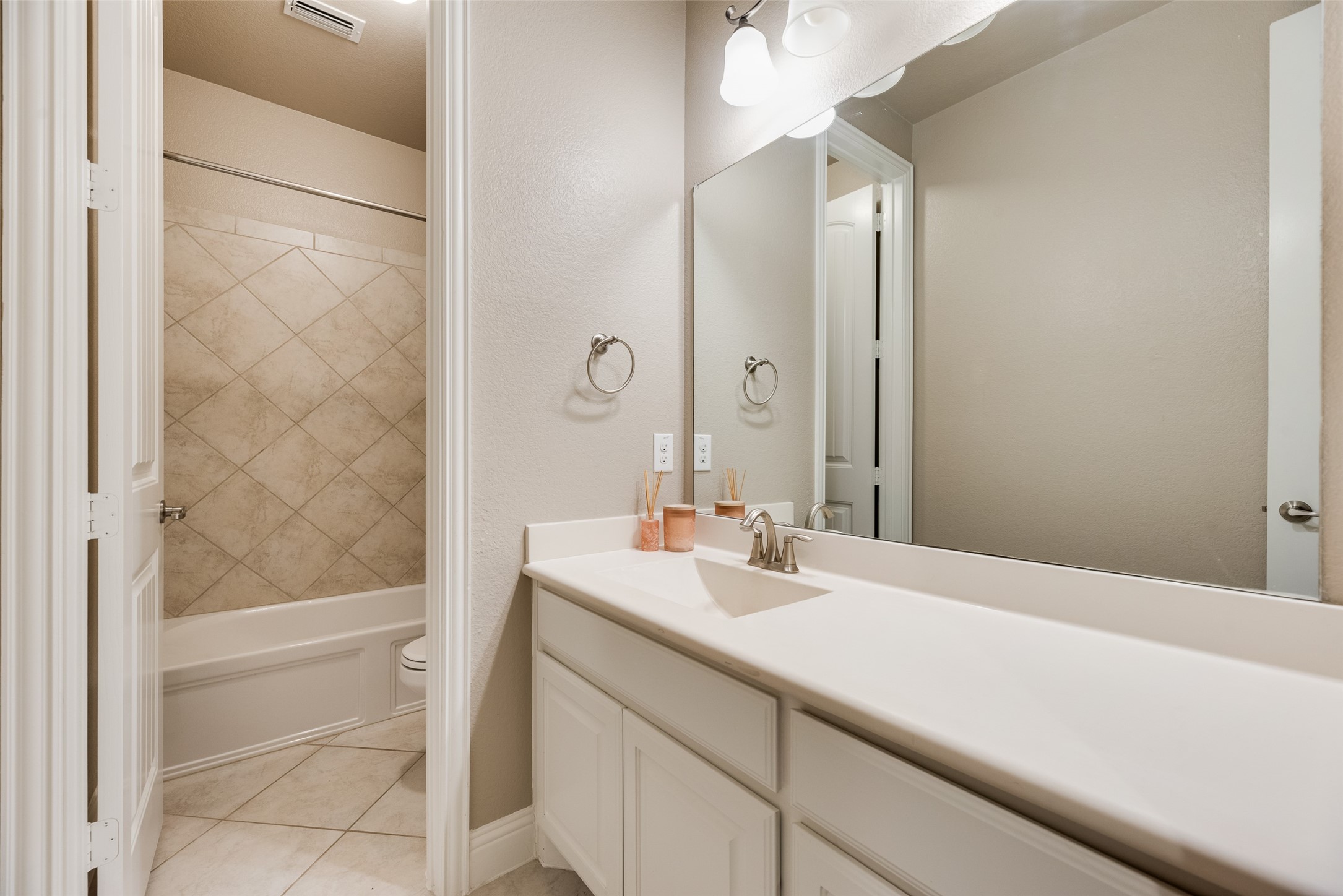 4304 Caney Creek Circle