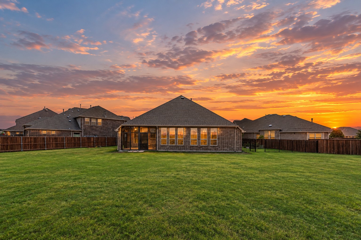 4304 Caney Creek Circle