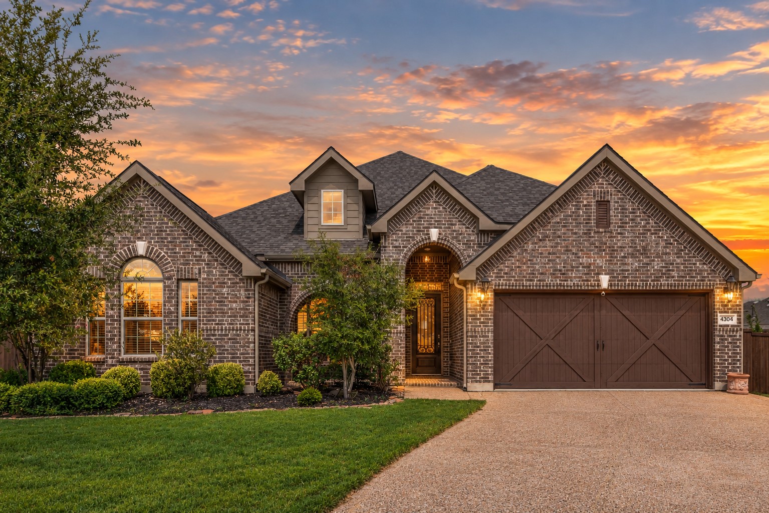 4304 Caney Creek Circle