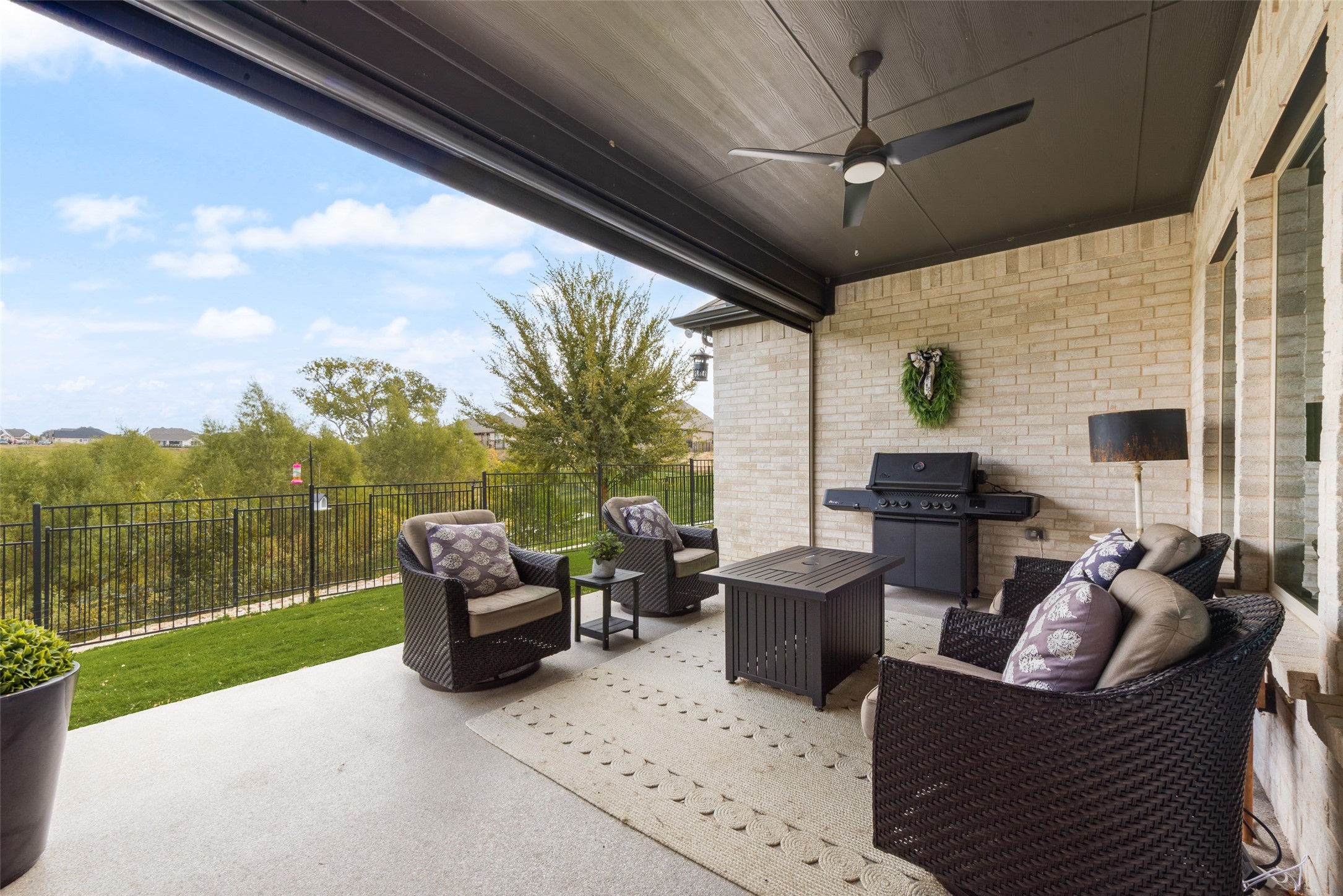 830 Rio Vista Lane