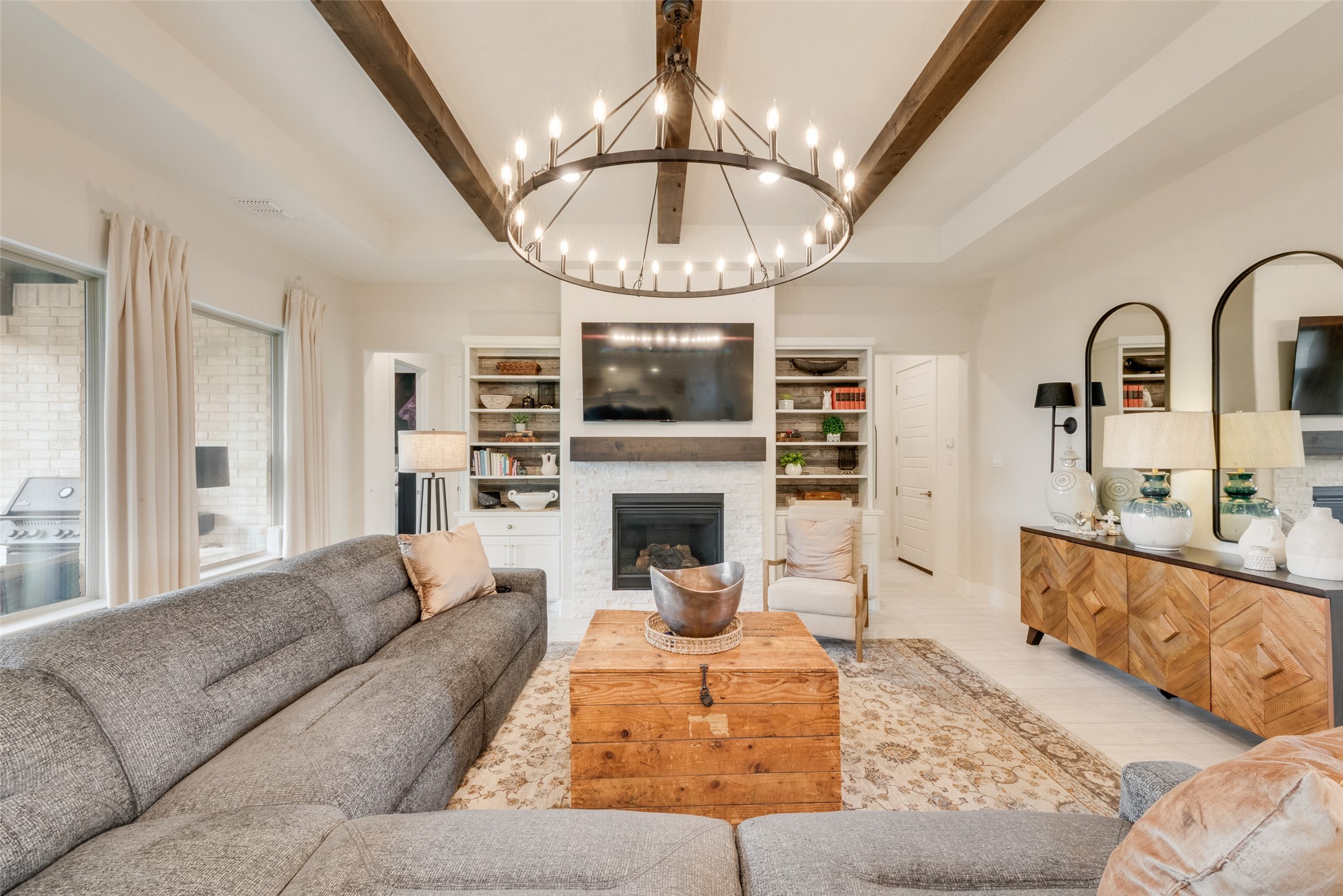 830 Rio Vista Lane