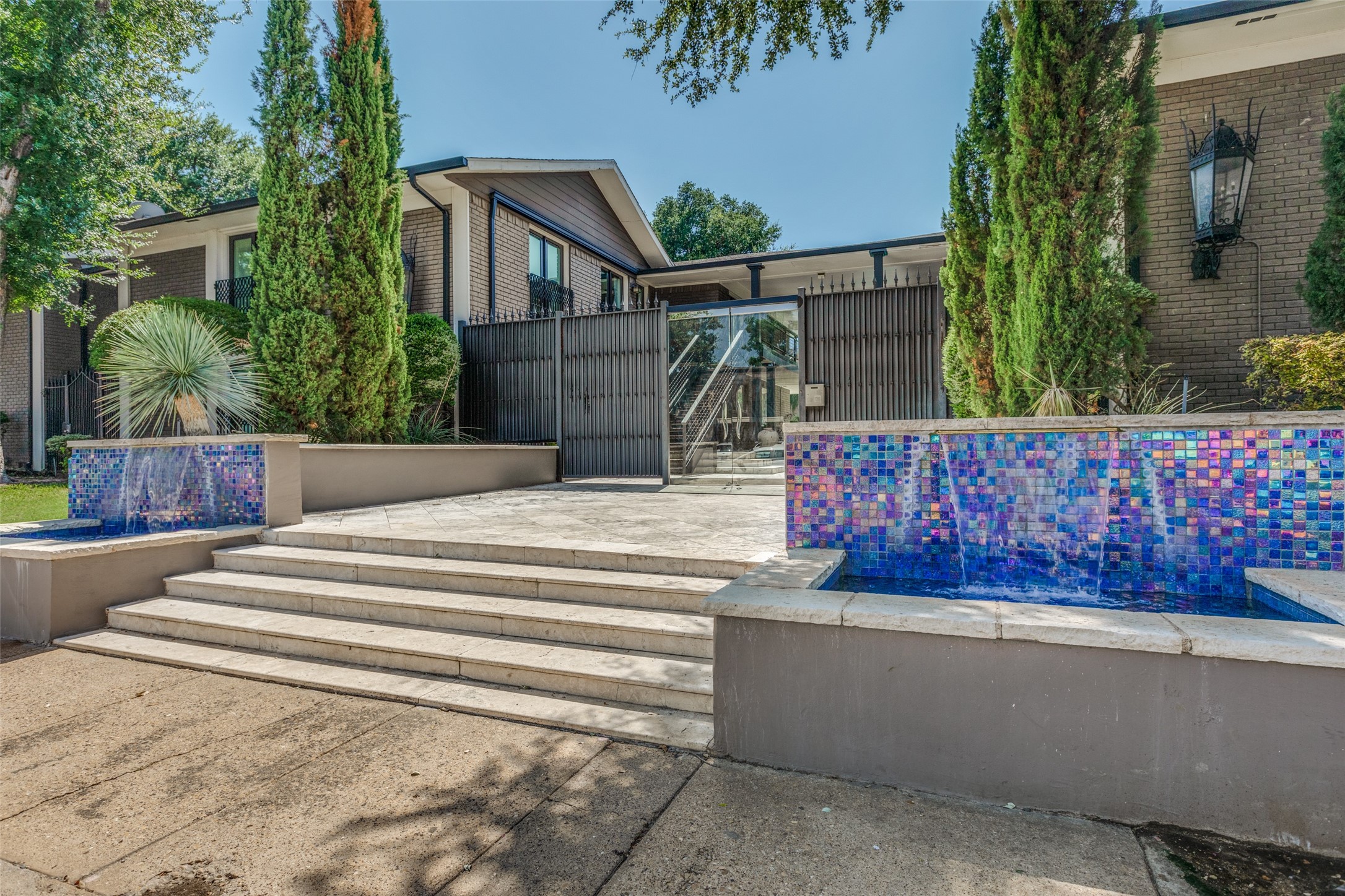 10209 Regal Oaks Drive 214