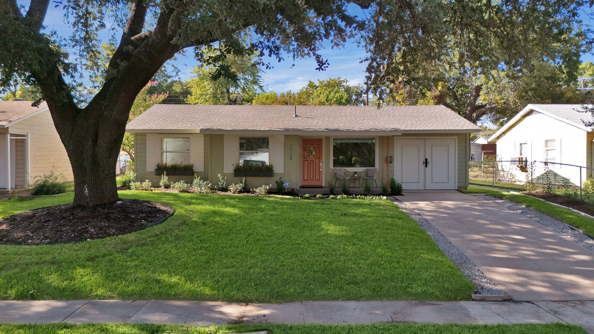 12135 Oberlin Drive