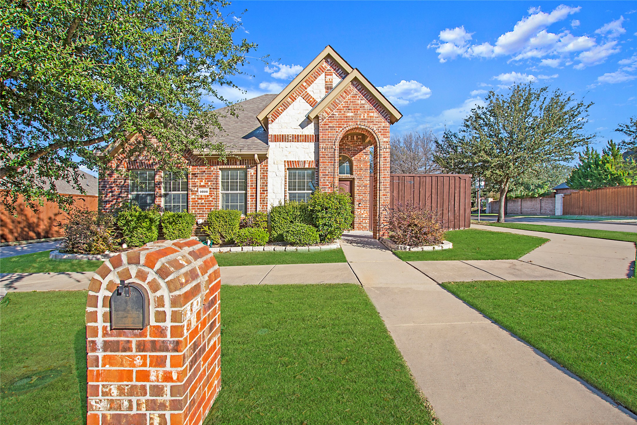 9886 Bell Rock Road